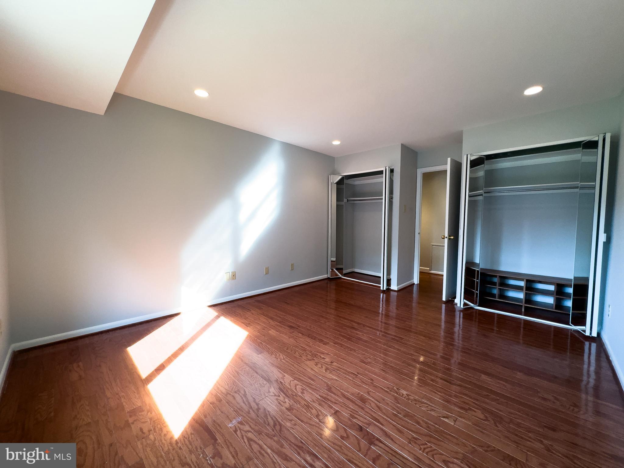 Real estate listing preview #11