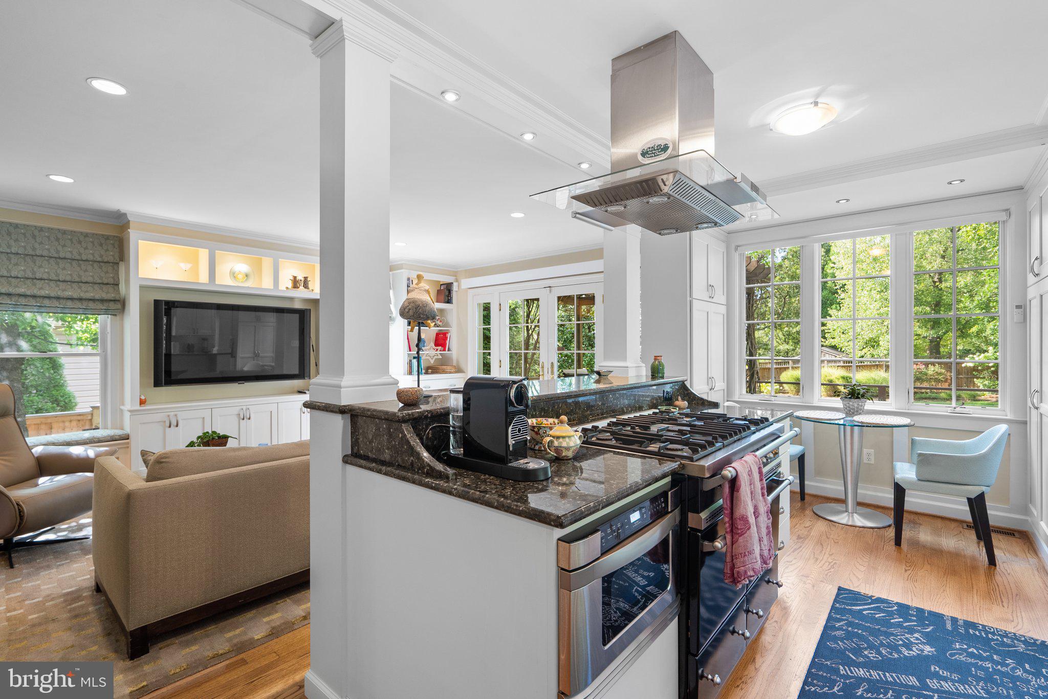 Real estate listing preview #17