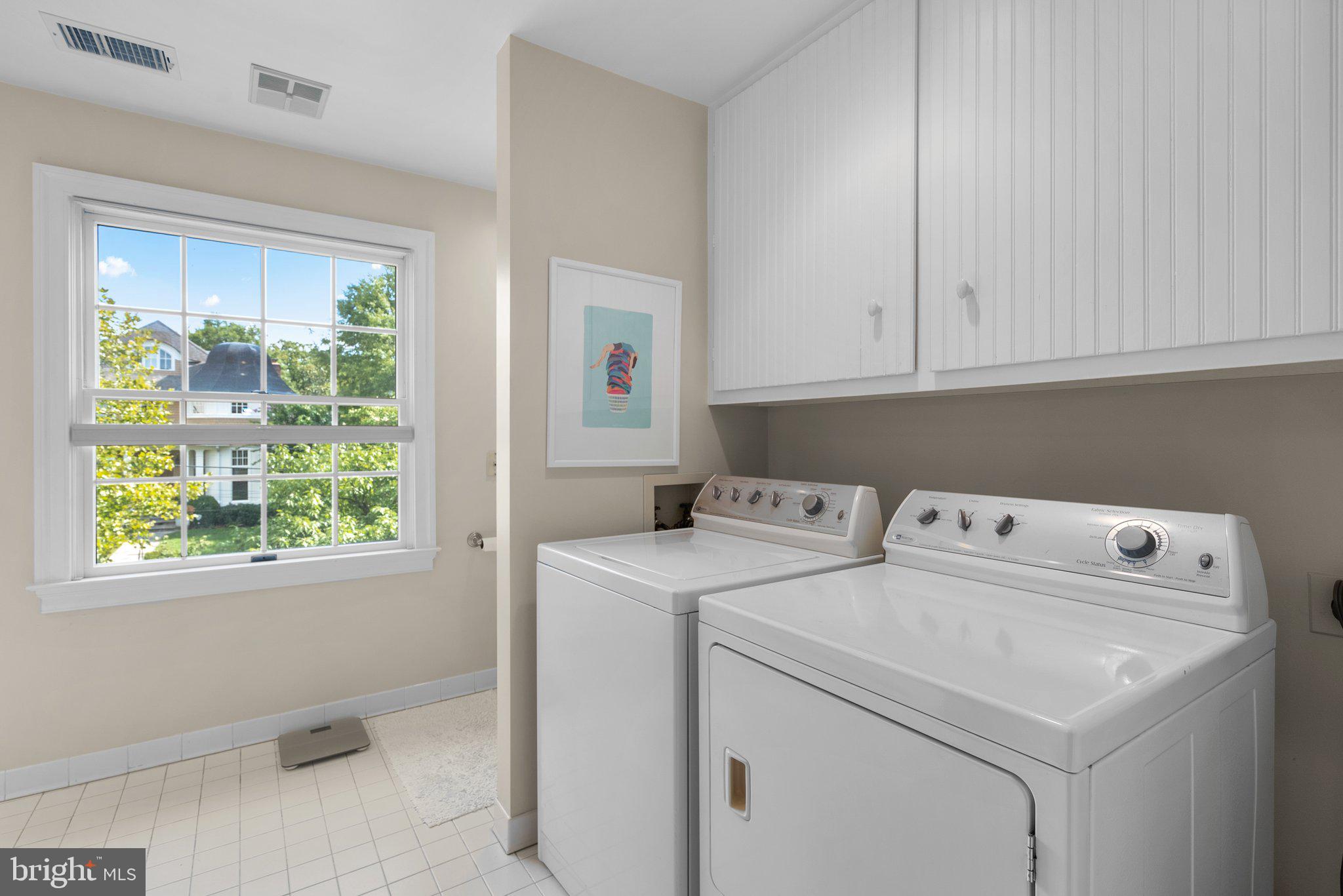 Real estate listing preview #24