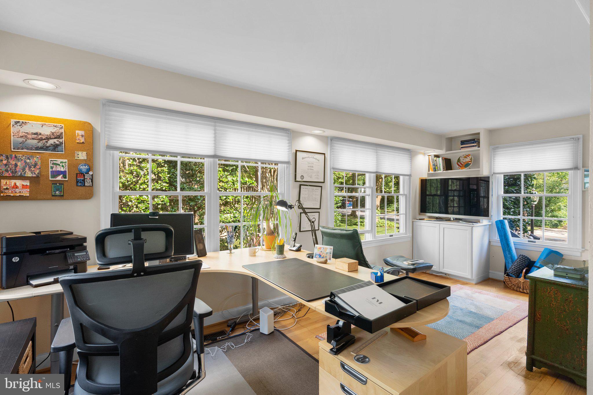 Real estate listing preview #10