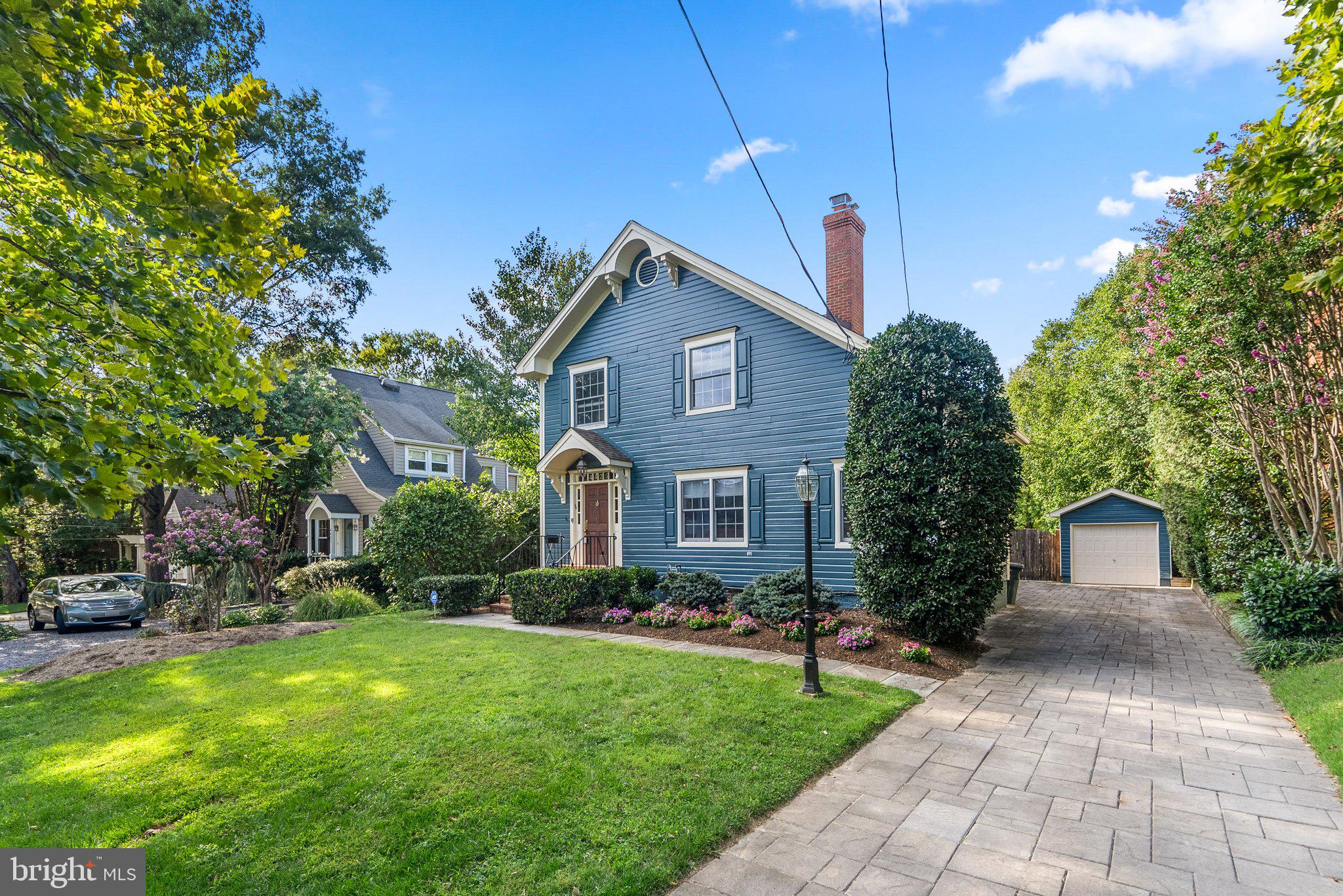 Real estate listing preview #4