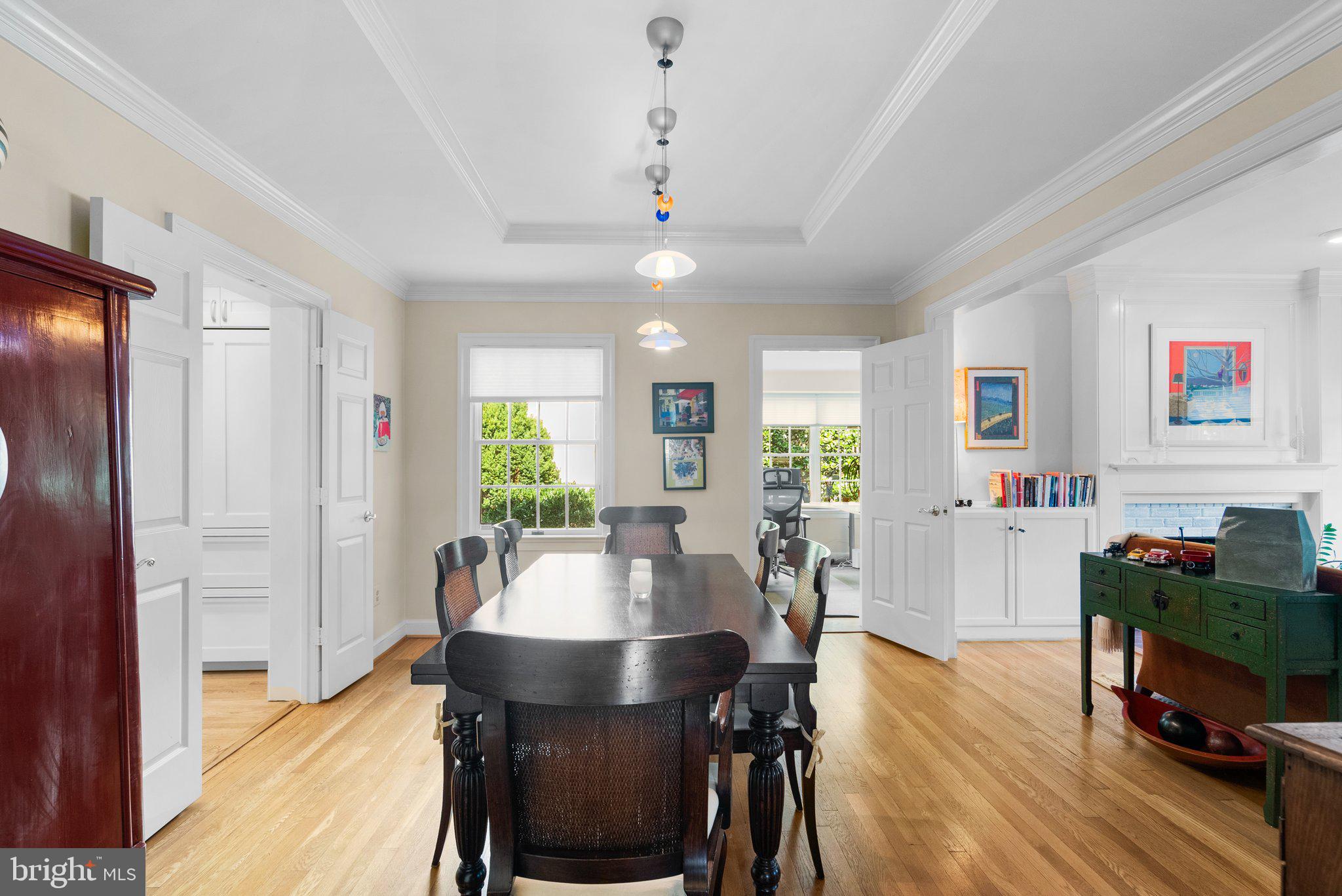 Real estate listing preview #8