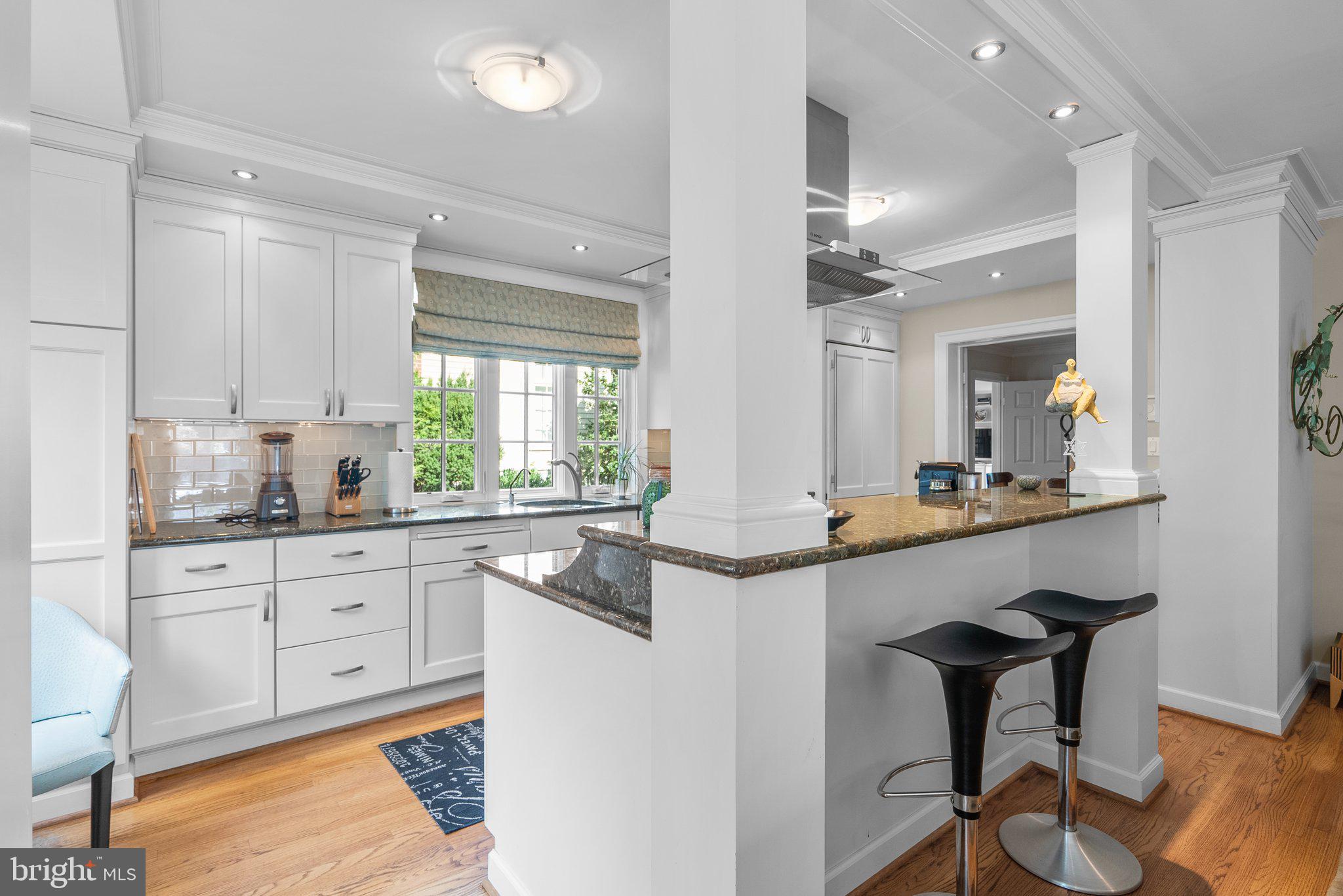 Real estate listing preview #14