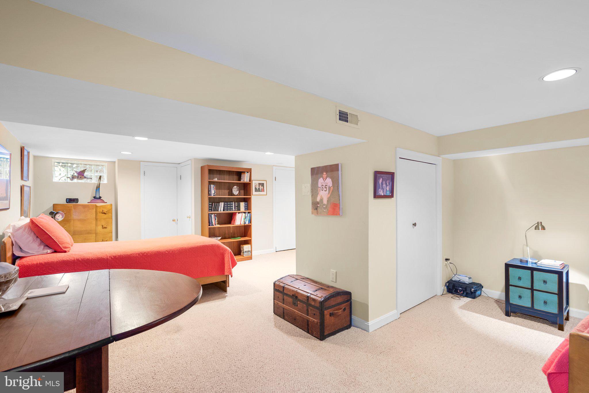 Real estate listing preview #37