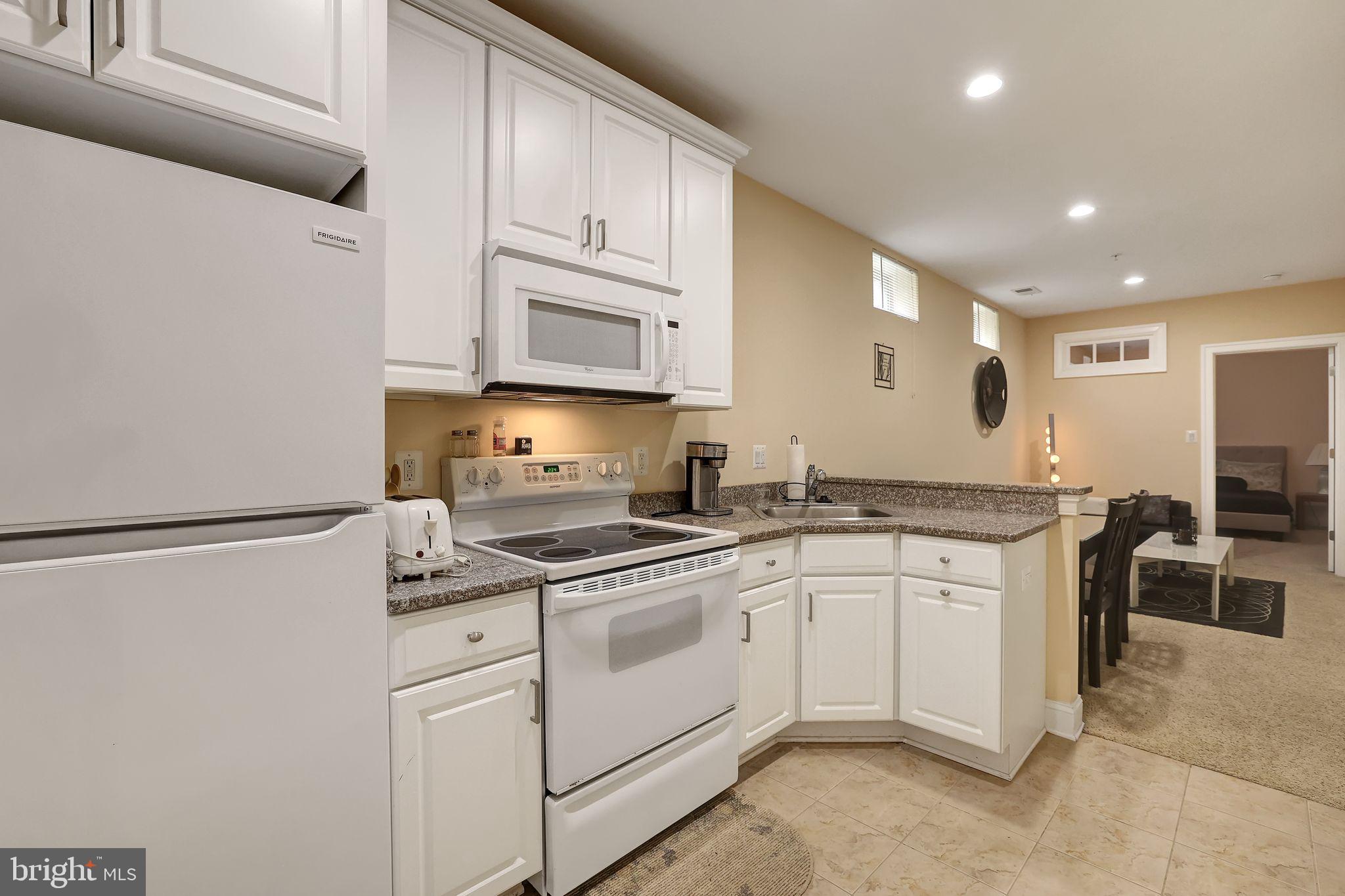 Real estate listing preview #11