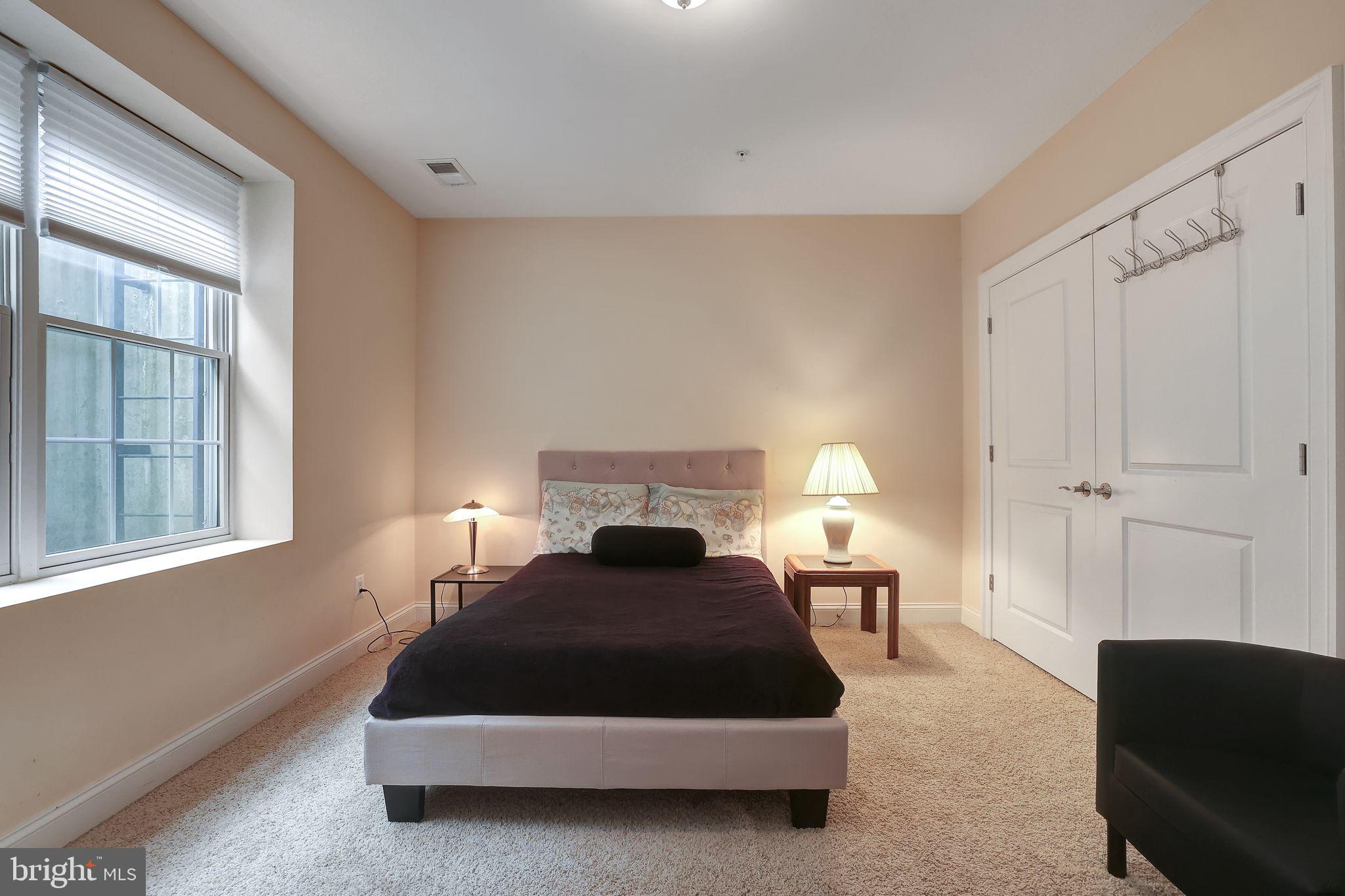 Real estate listing preview #3