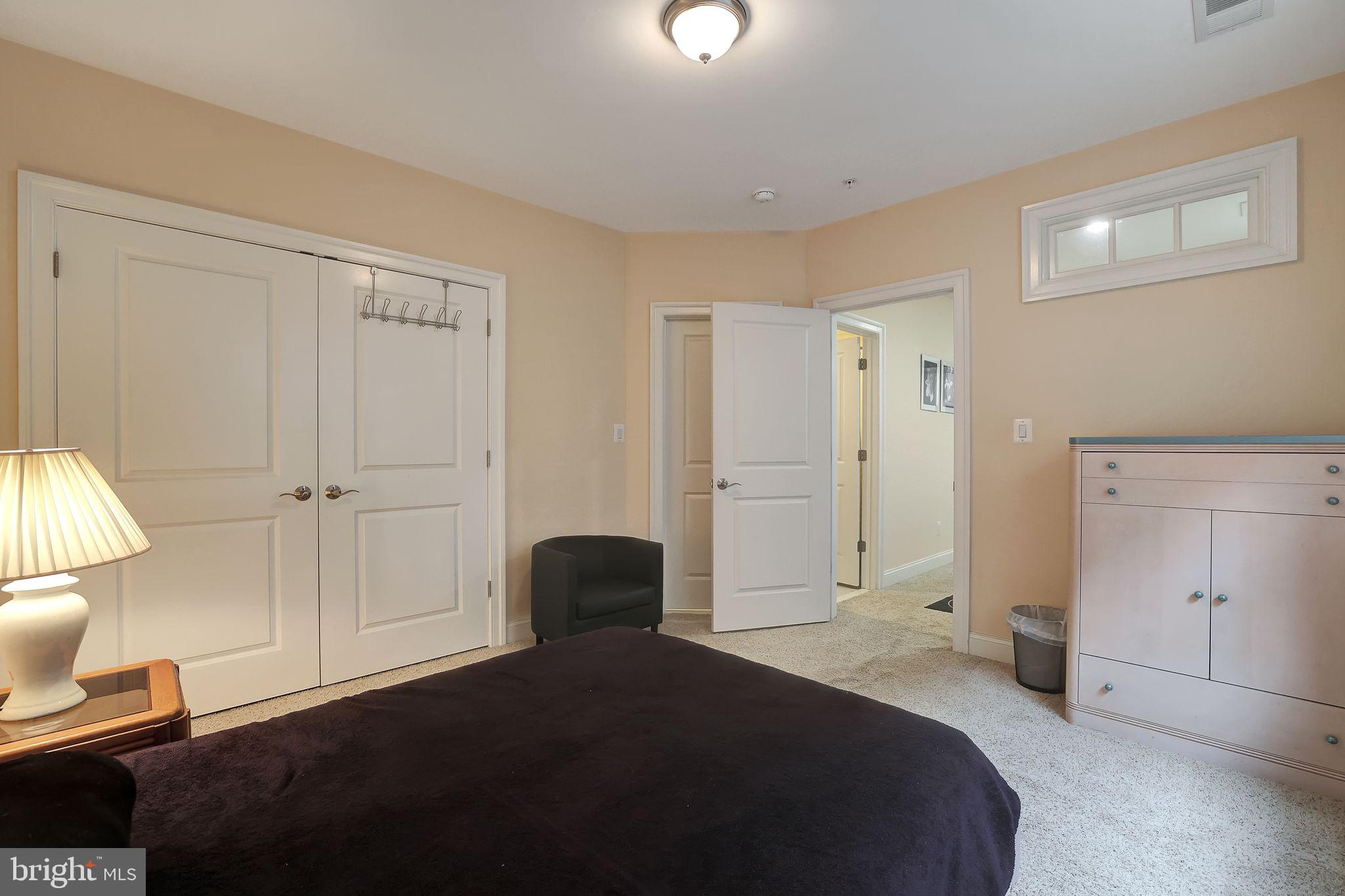 Real estate listing preview #4