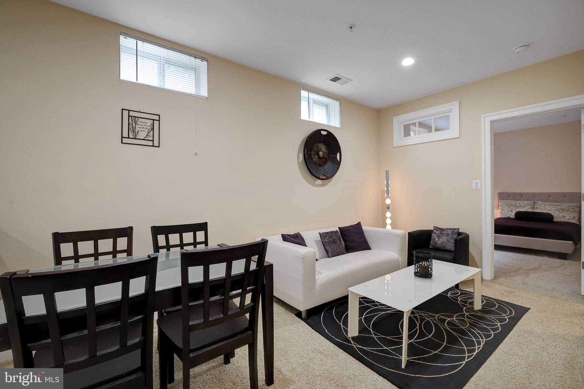 Real estate listing preview #6