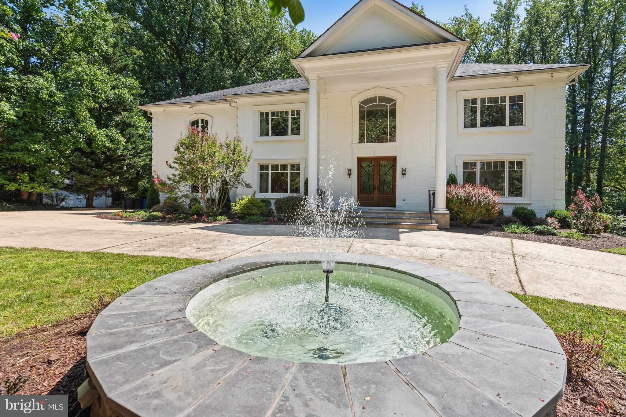 Real estate listing preview #5