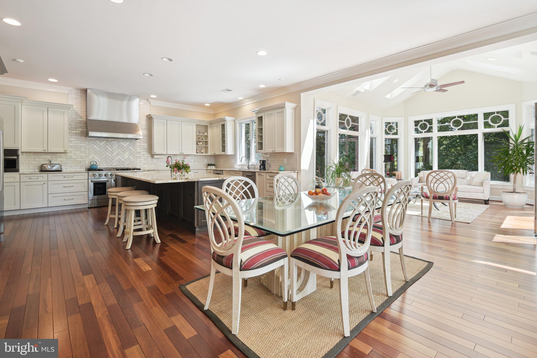 Real estate listing preview #22