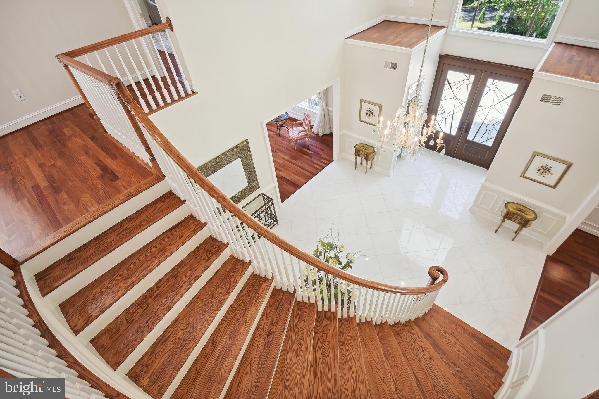 Real estate listing preview #11