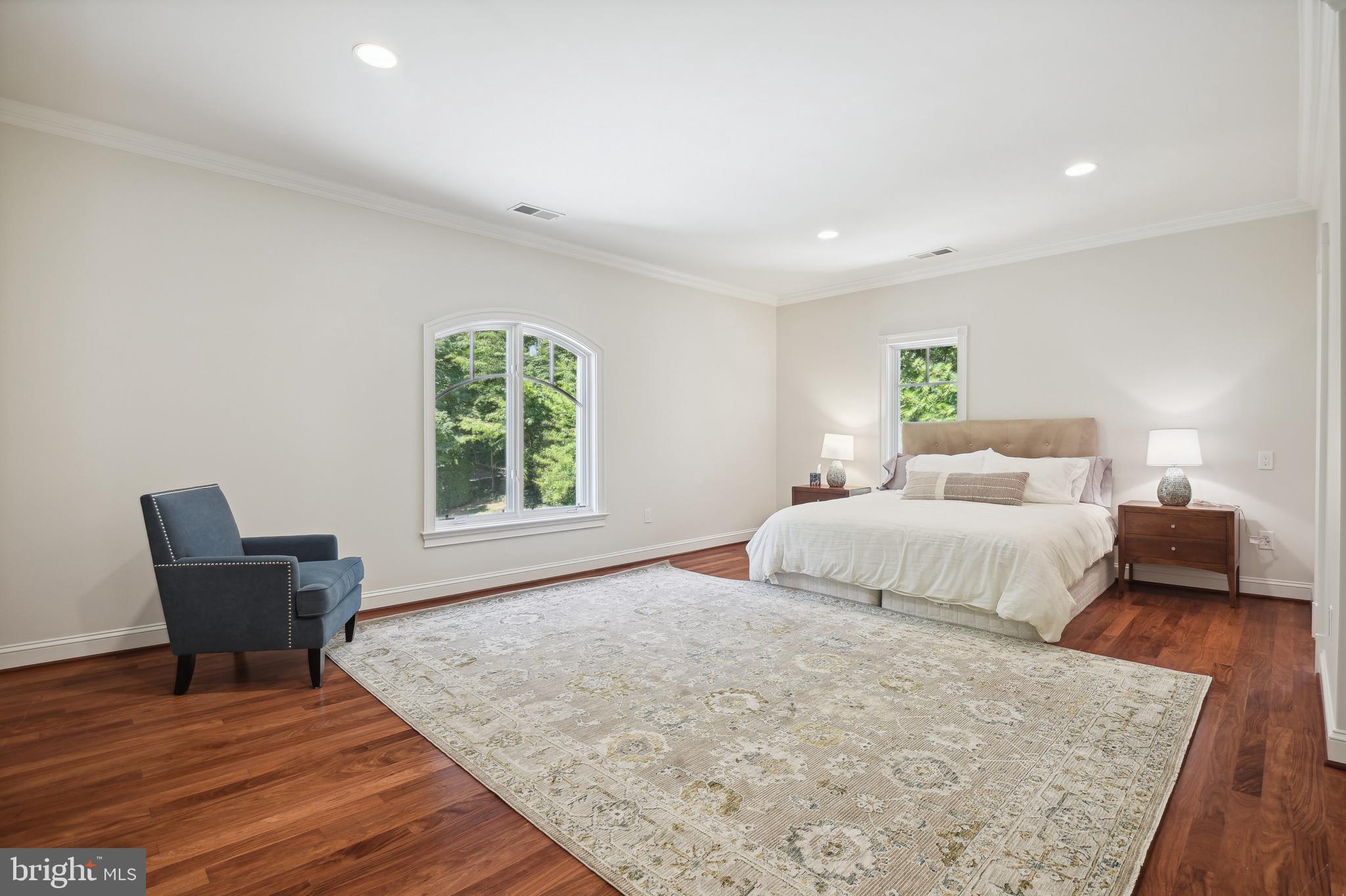 Real estate listing preview #54