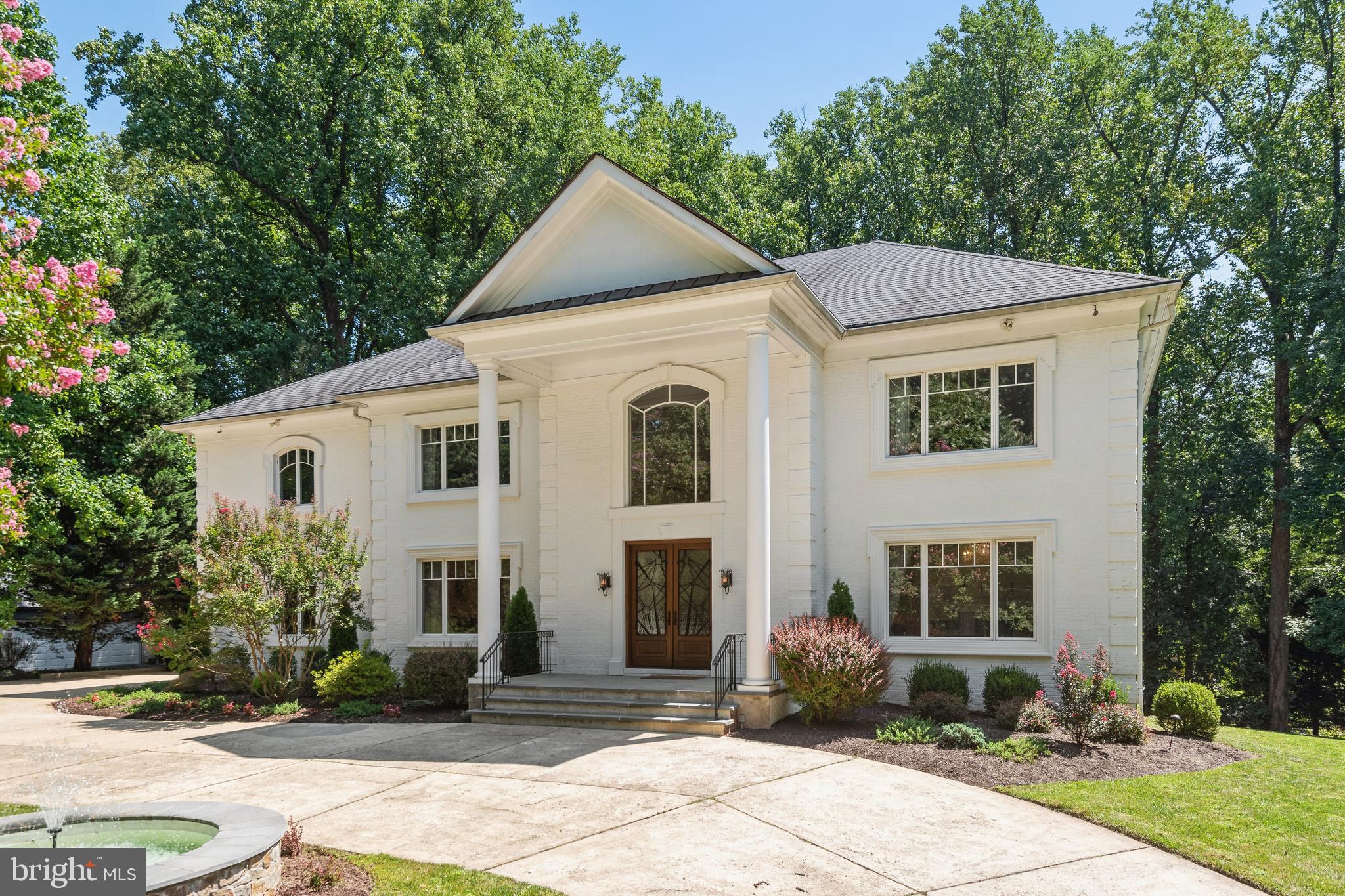 Real estate listing preview #2