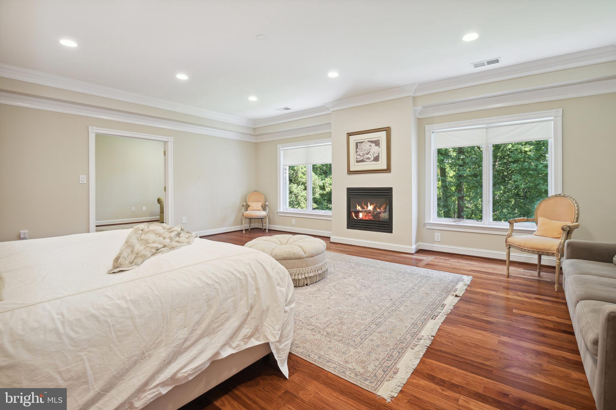 Real estate listing preview #32