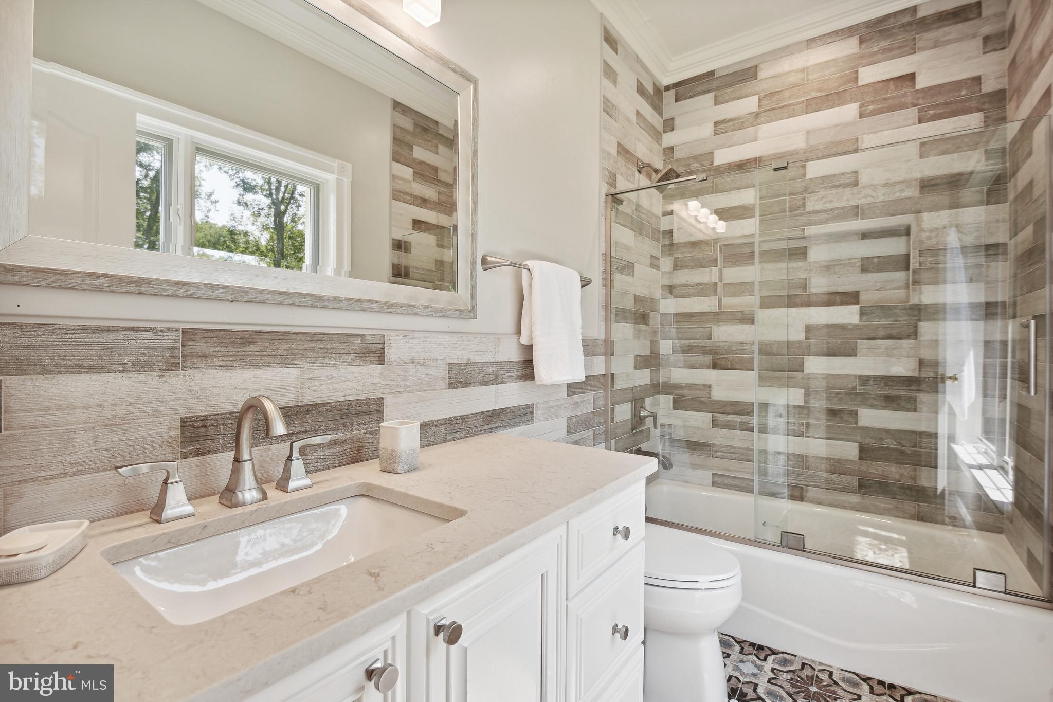 Real estate listing preview #49