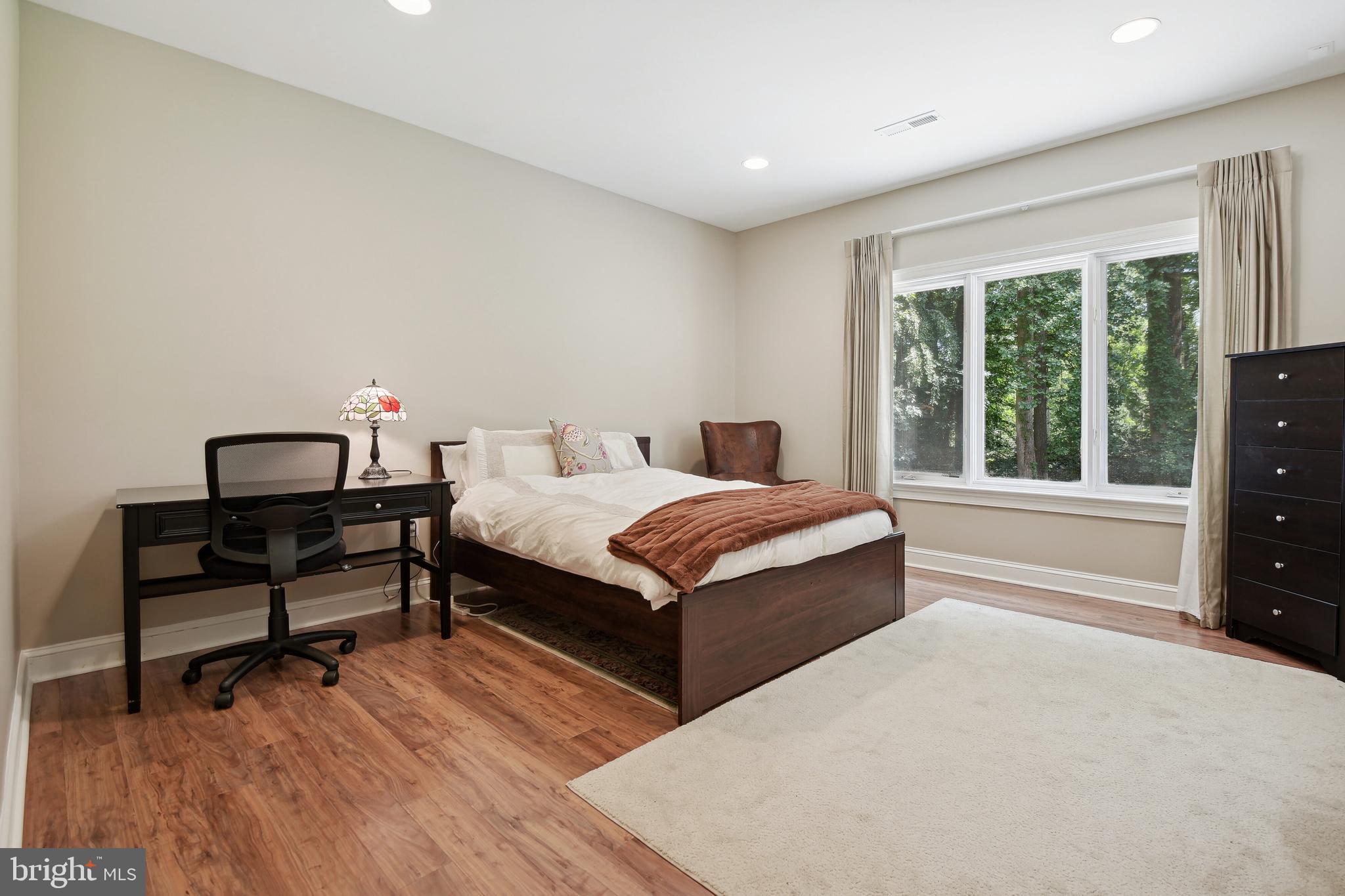 Real estate listing preview #66