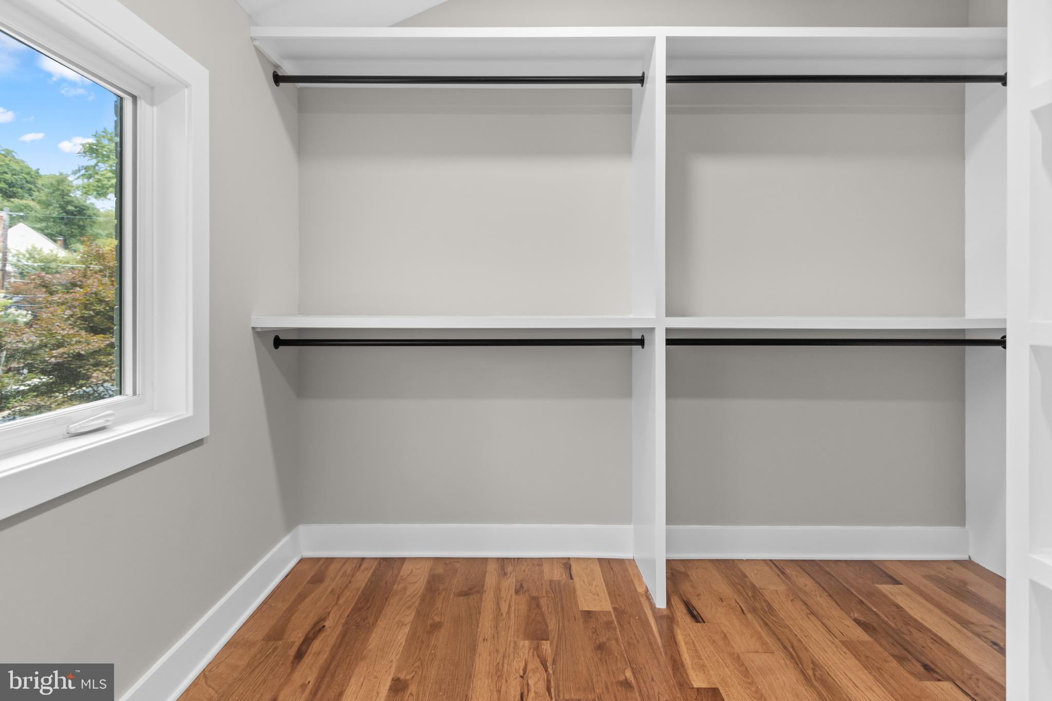 Real estate listing preview #42