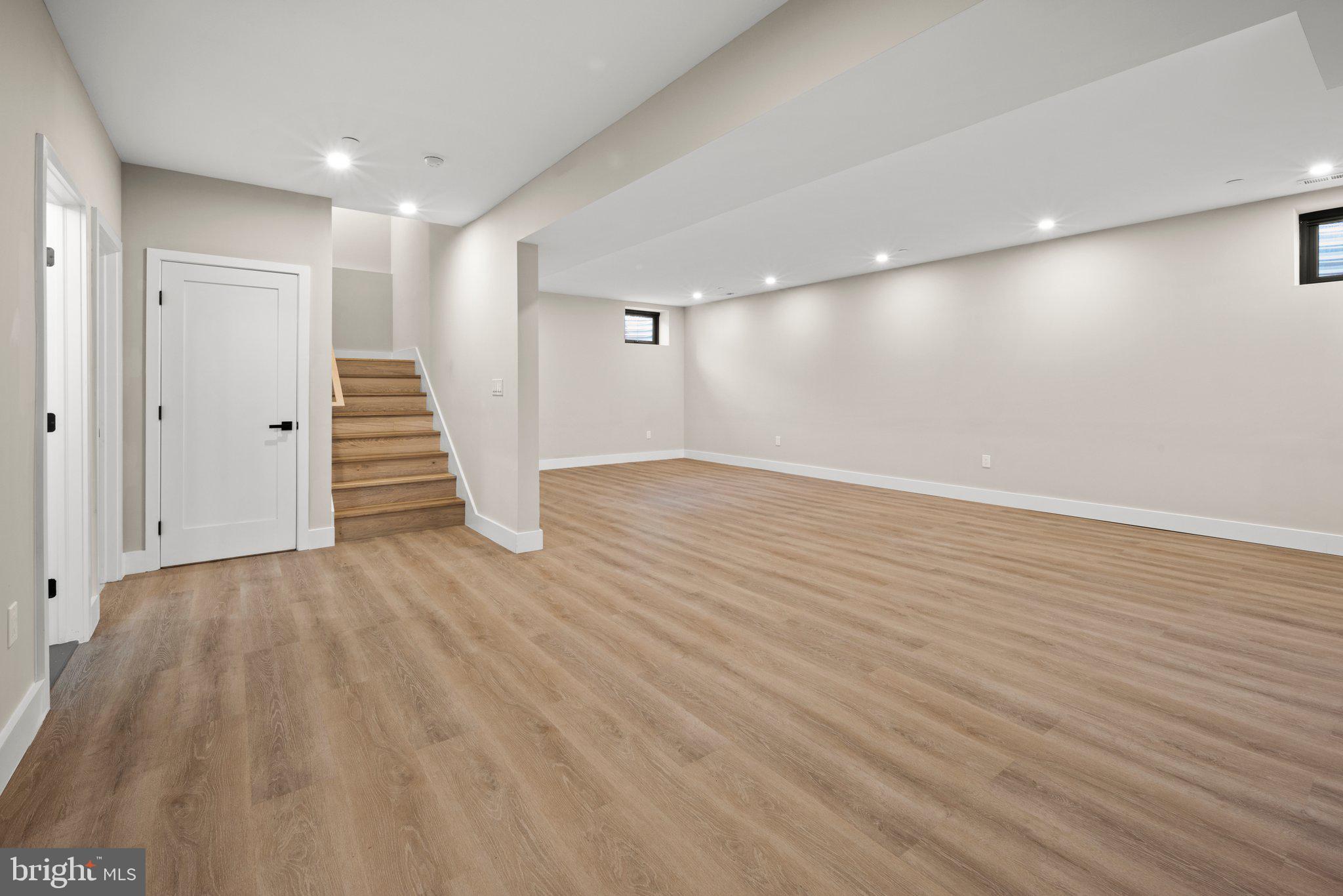 Real estate listing preview #23