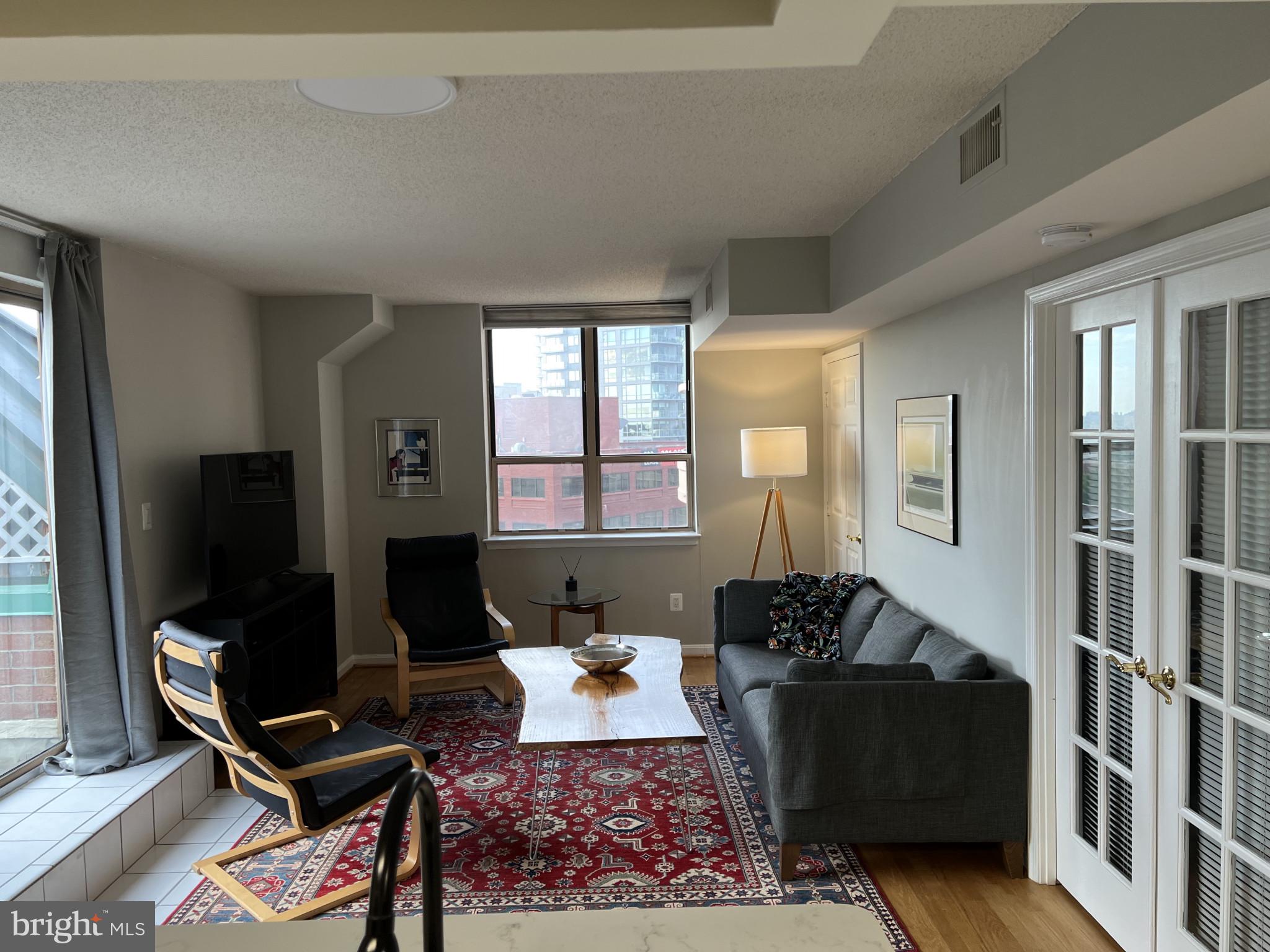 Real estate listing preview #1