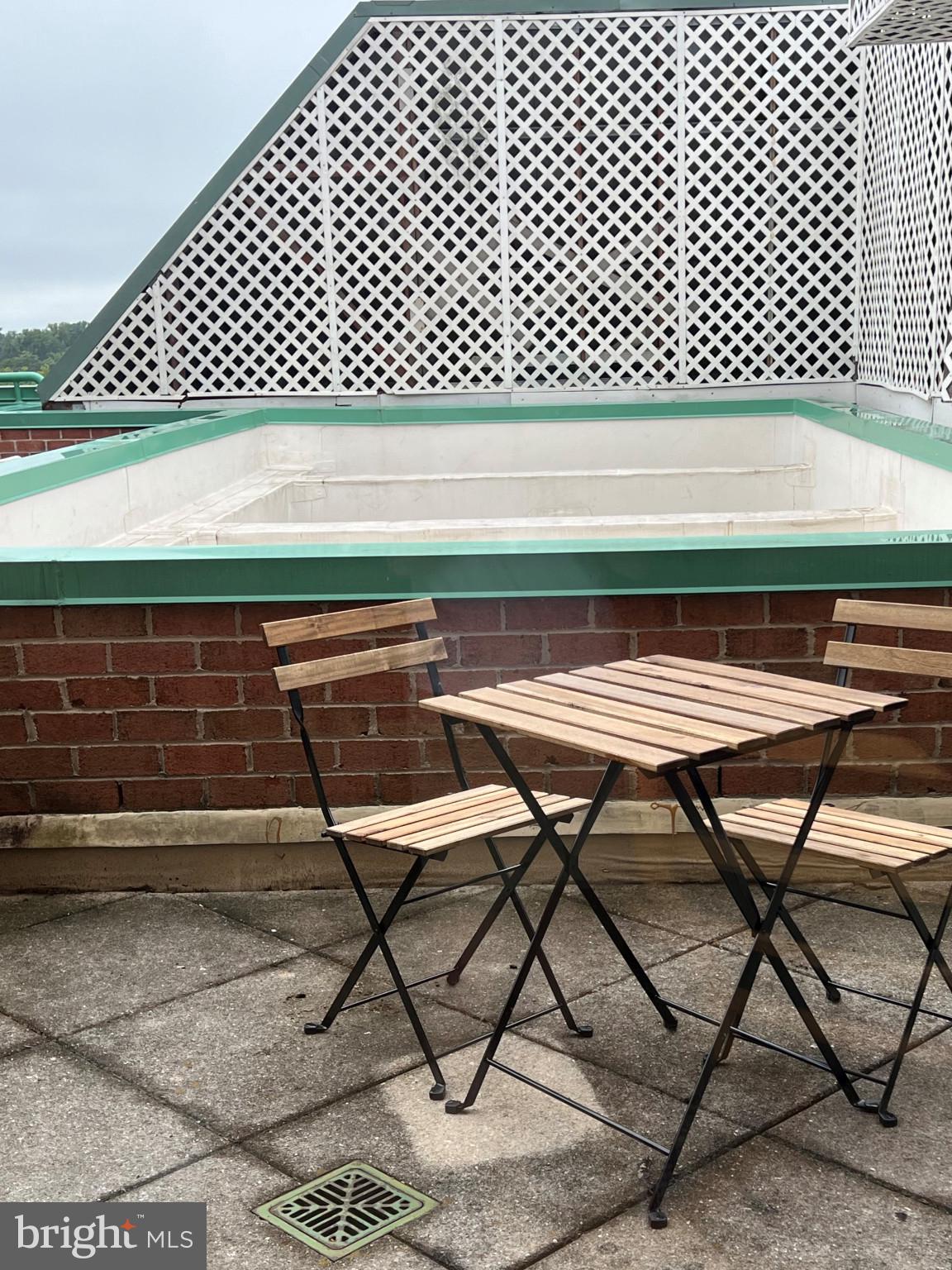 Real estate listing preview #9