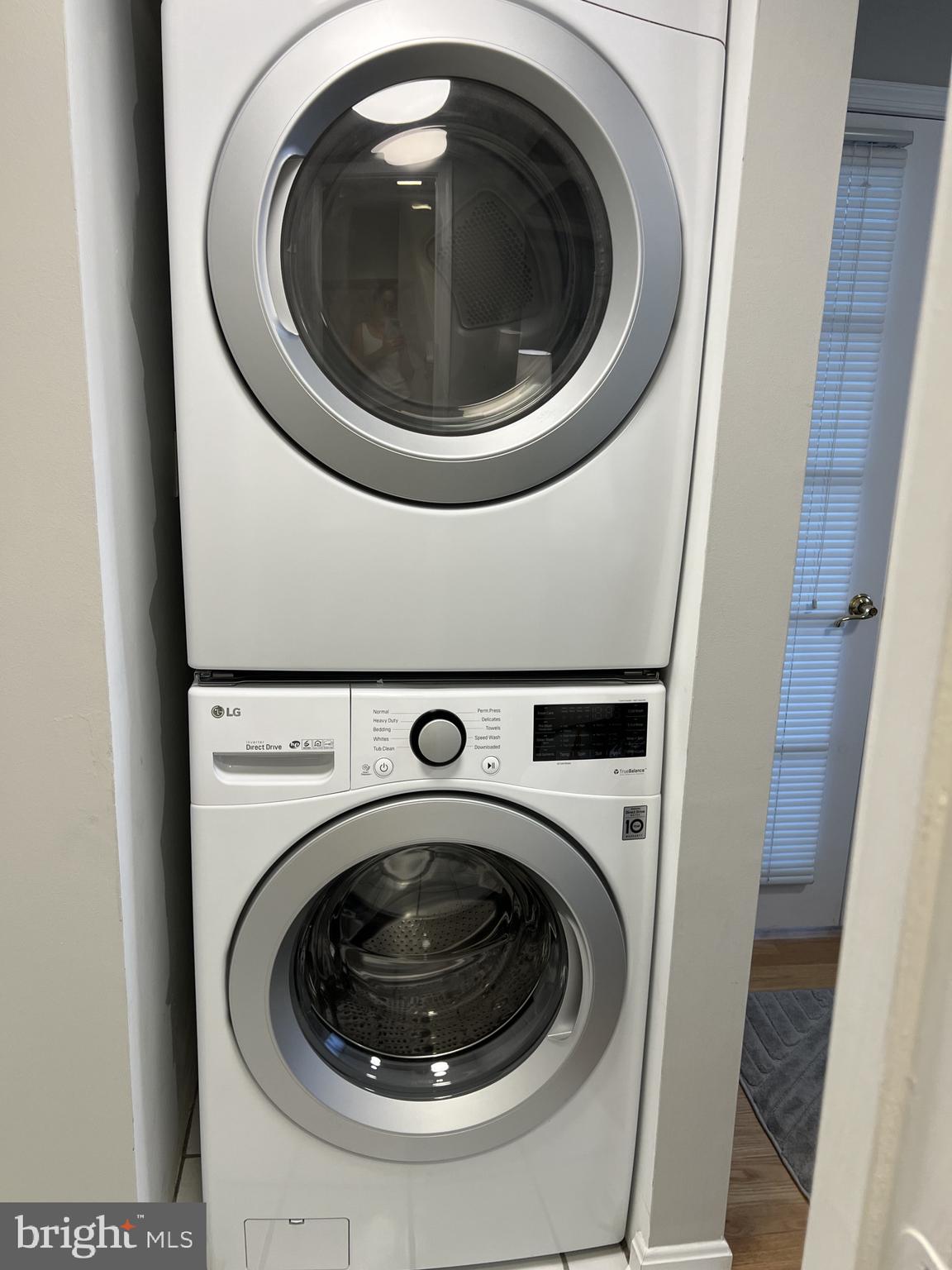 Real estate listing preview #4