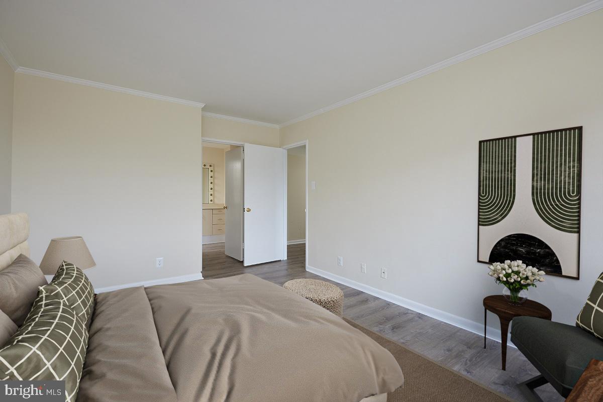 Real estate listing preview #24