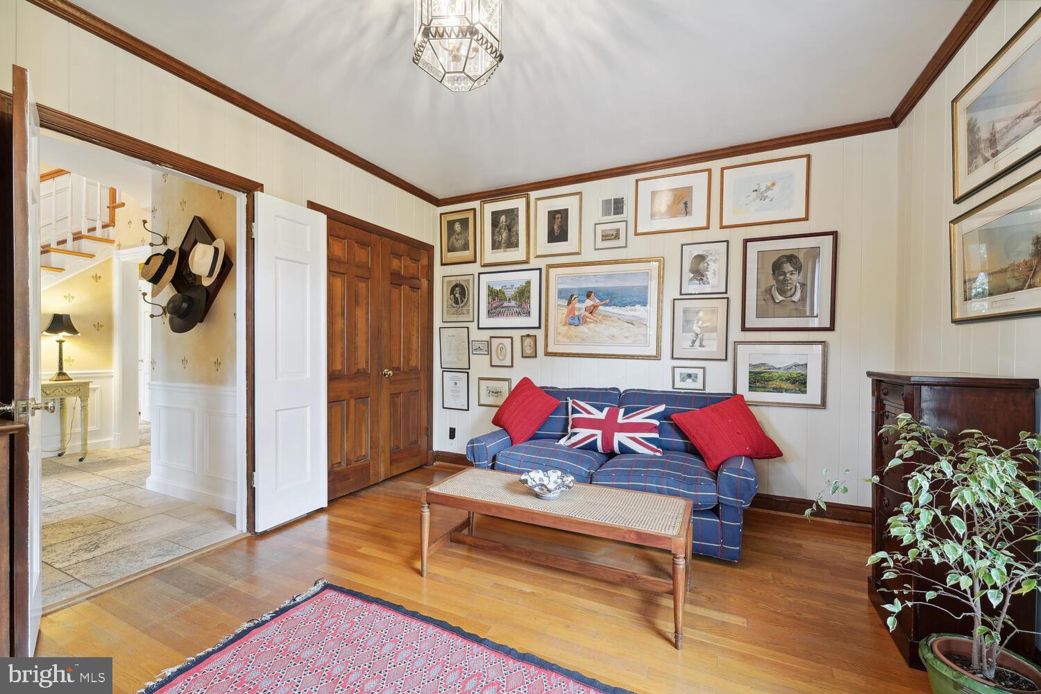 Real estate listing preview #9