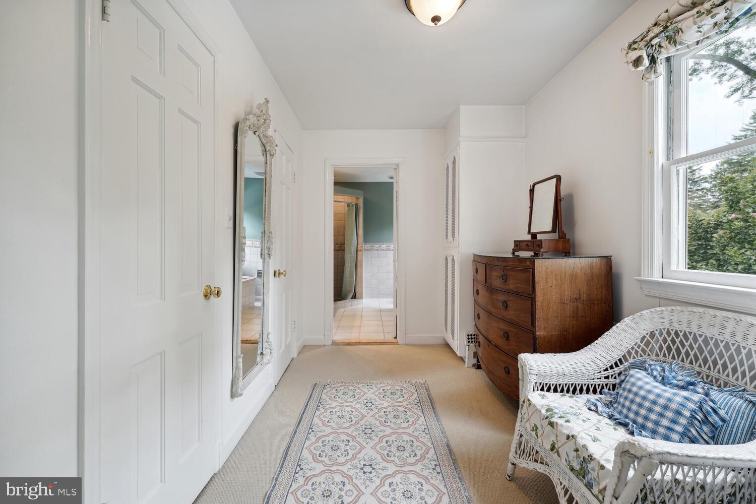 Real estate listing preview #24