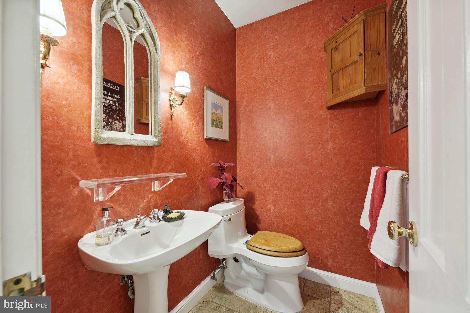 Real estate listing preview #7