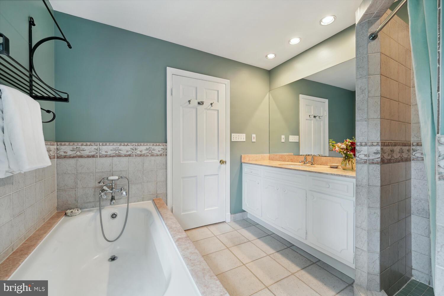 Real estate listing preview #26