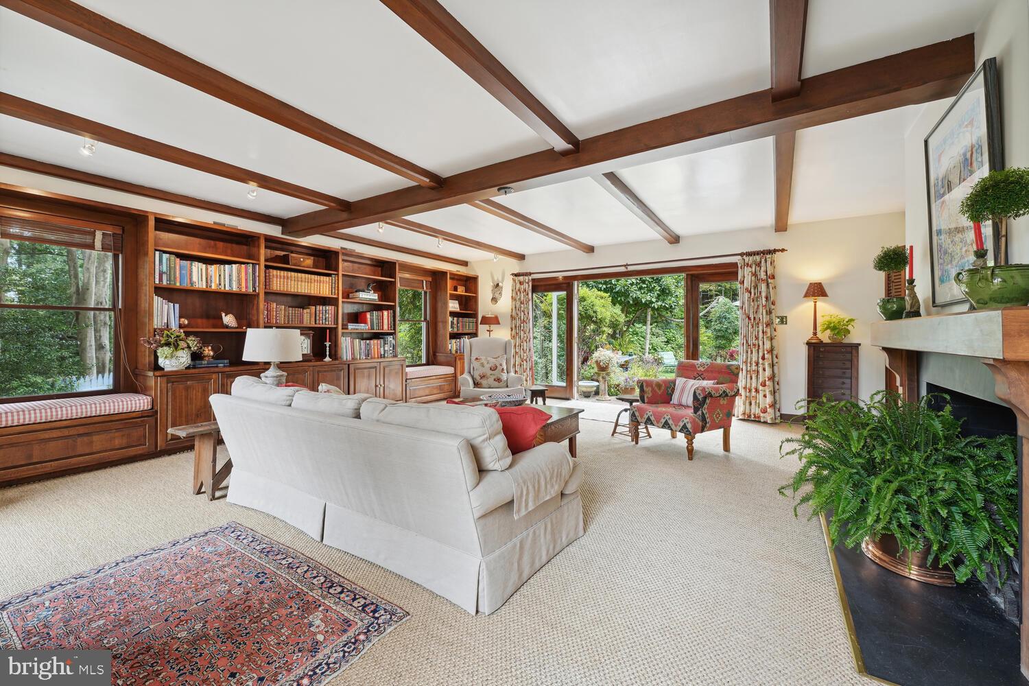 Real estate listing preview #17