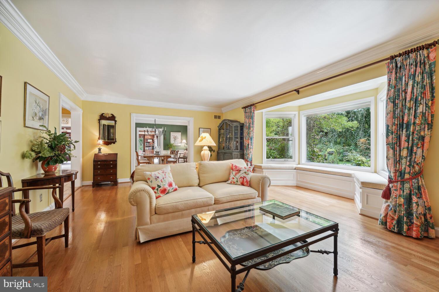 Real estate listing preview #11