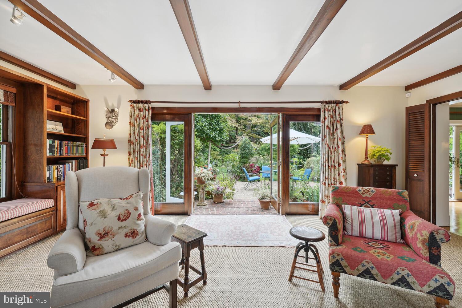 Real estate listing preview #18