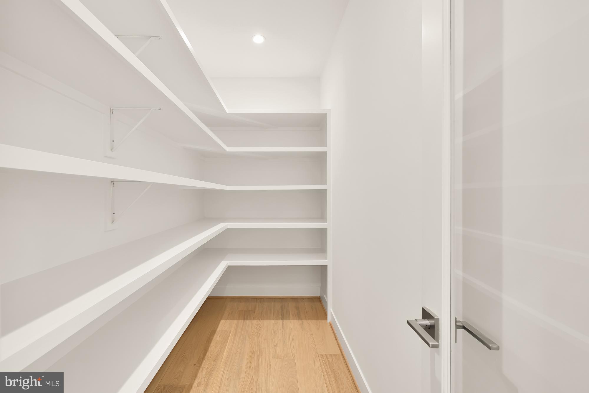 Real estate listing preview #20