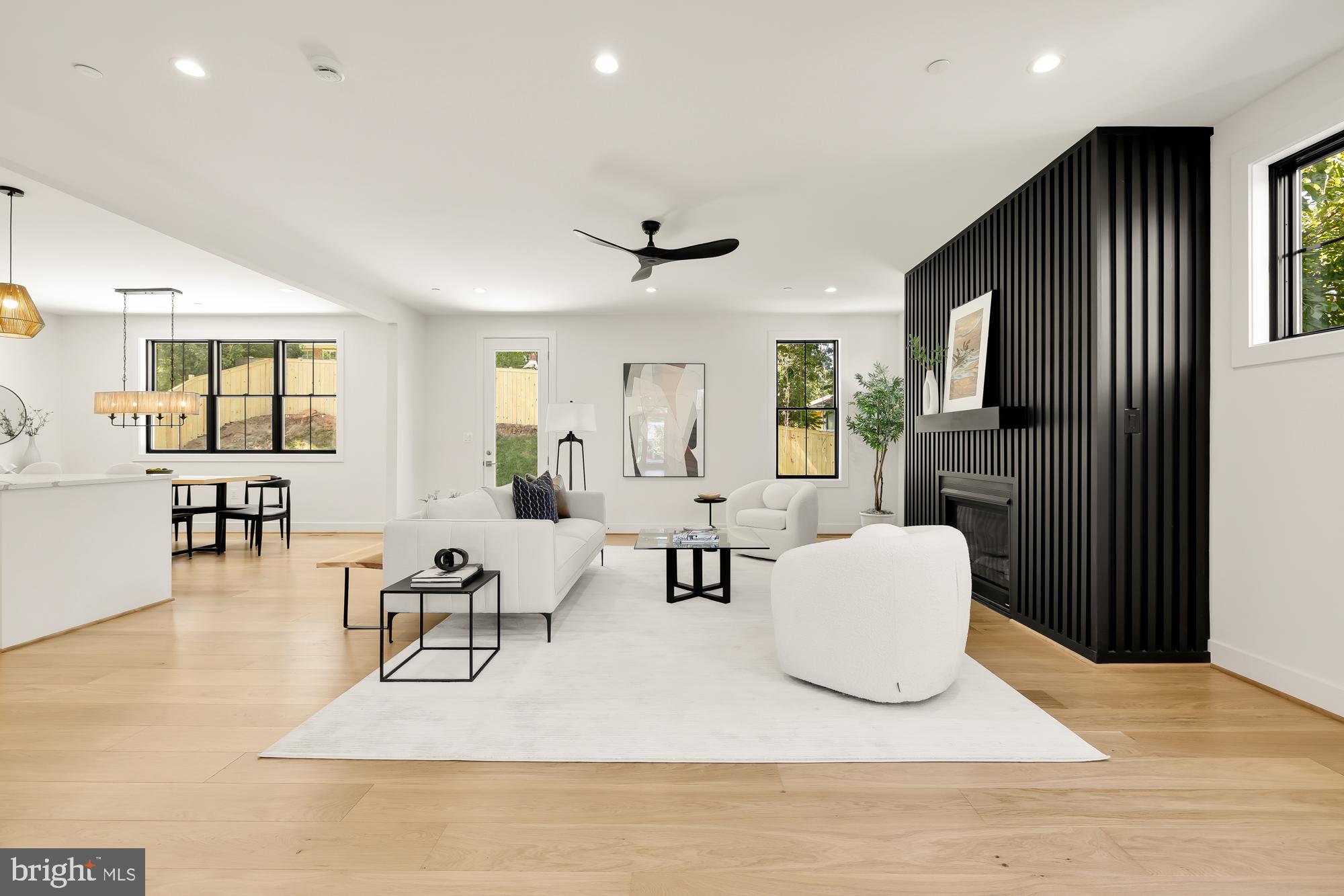 Real estate listing preview #6