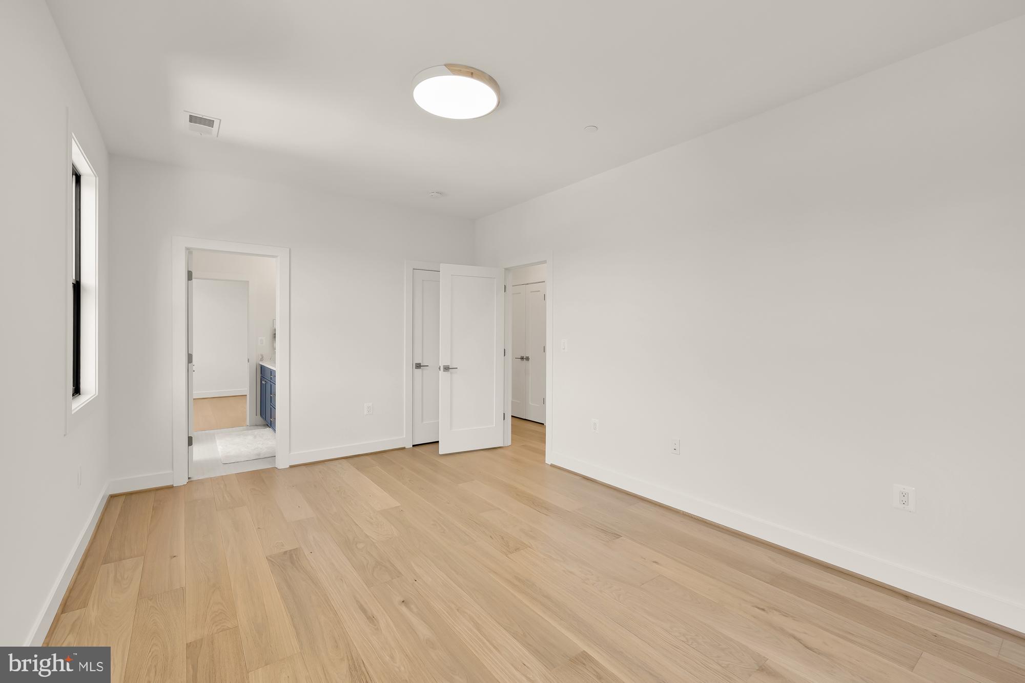 Real estate listing preview #40