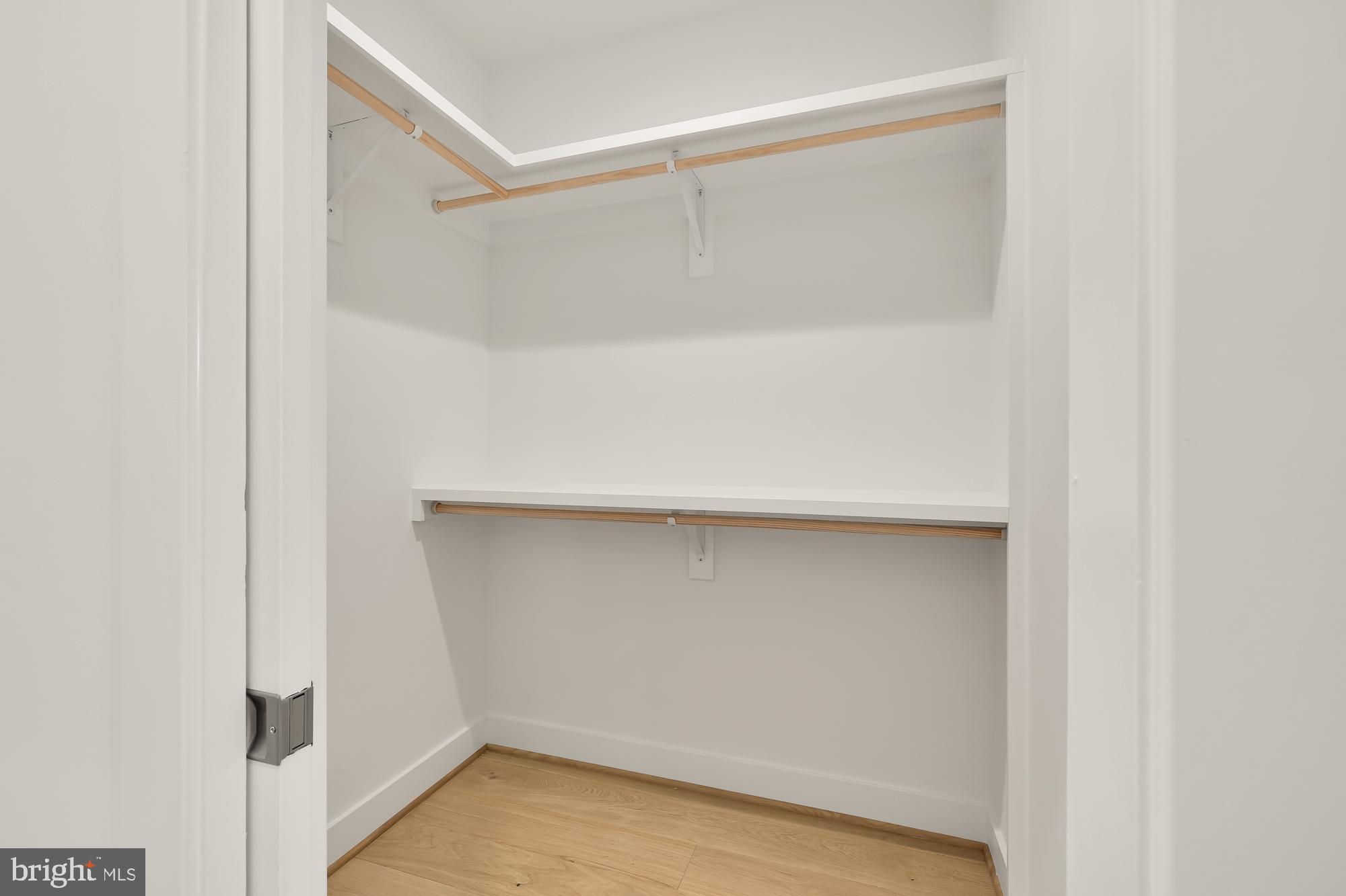 Real estate listing preview #30