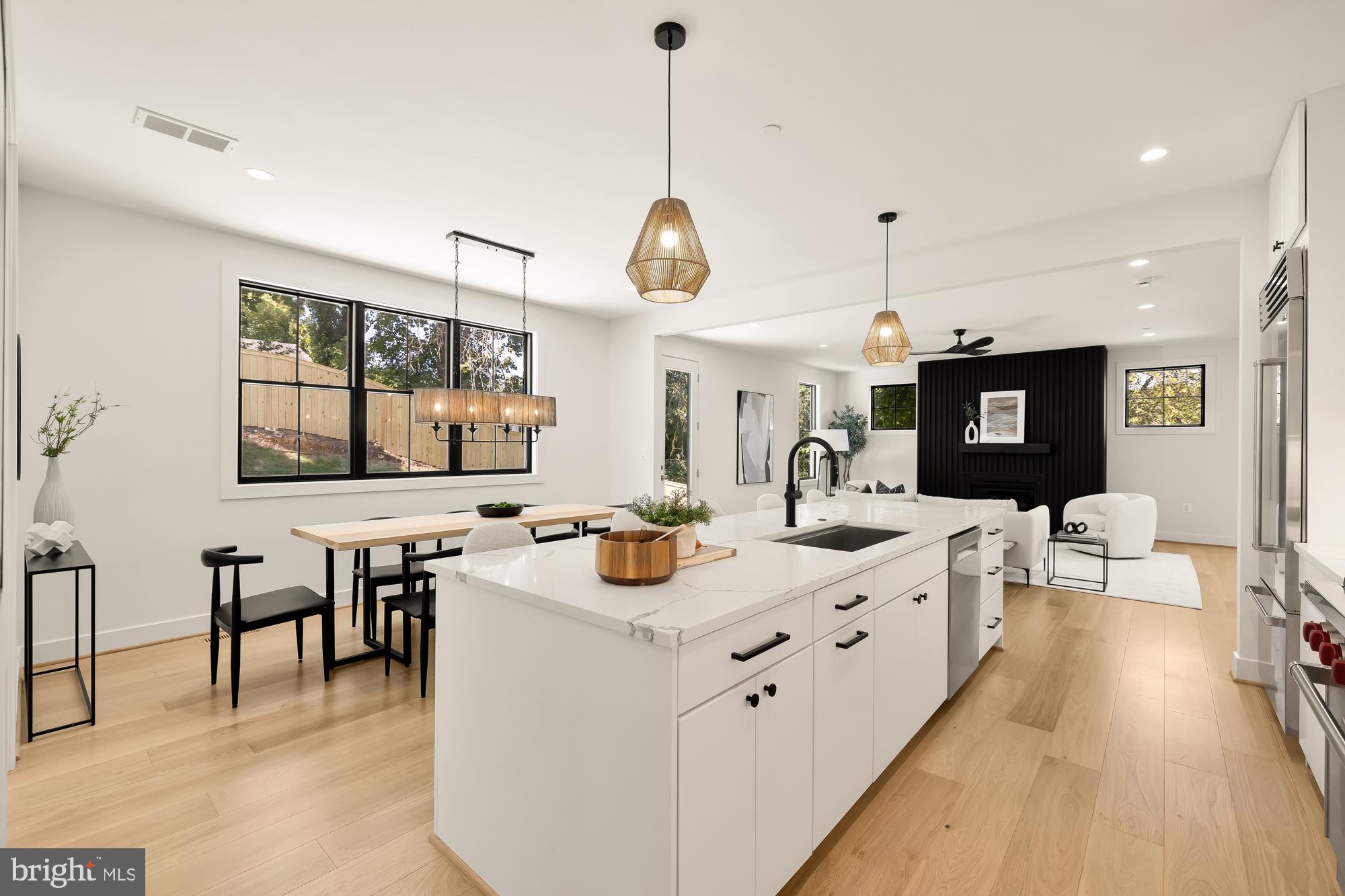 Real estate listing preview #19