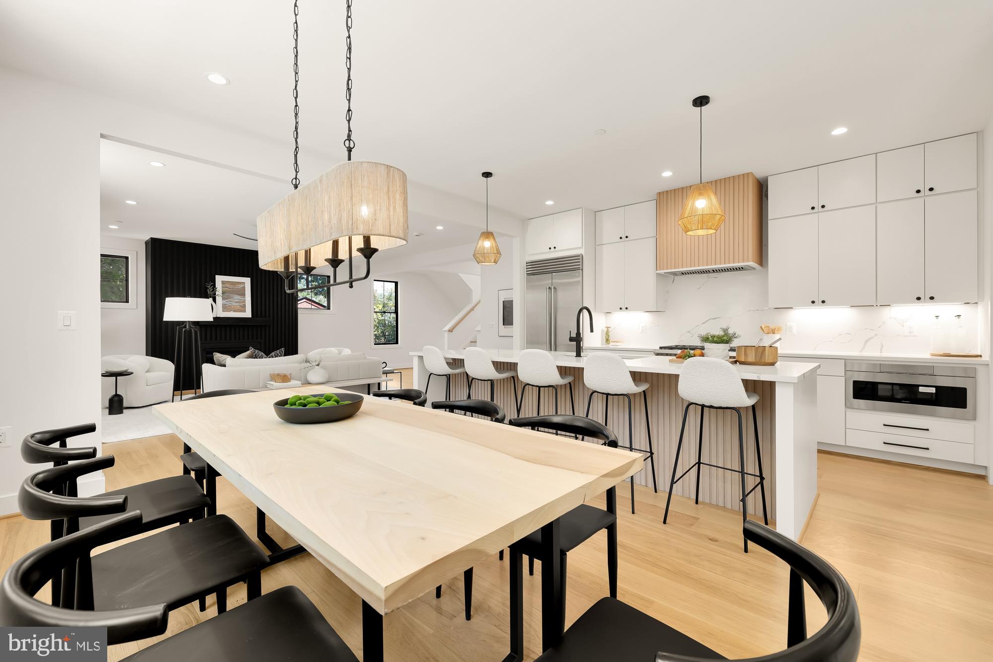 Real estate listing preview #13