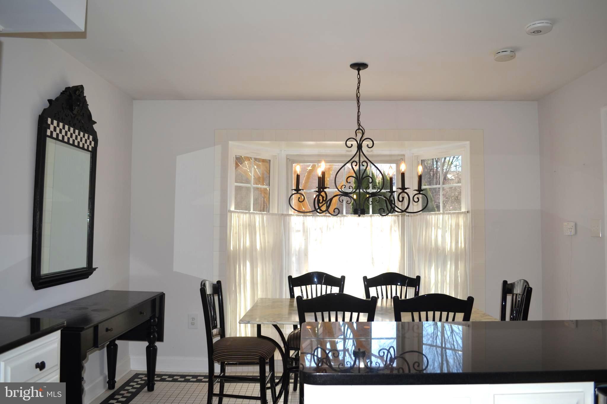 Real estate listing preview #5