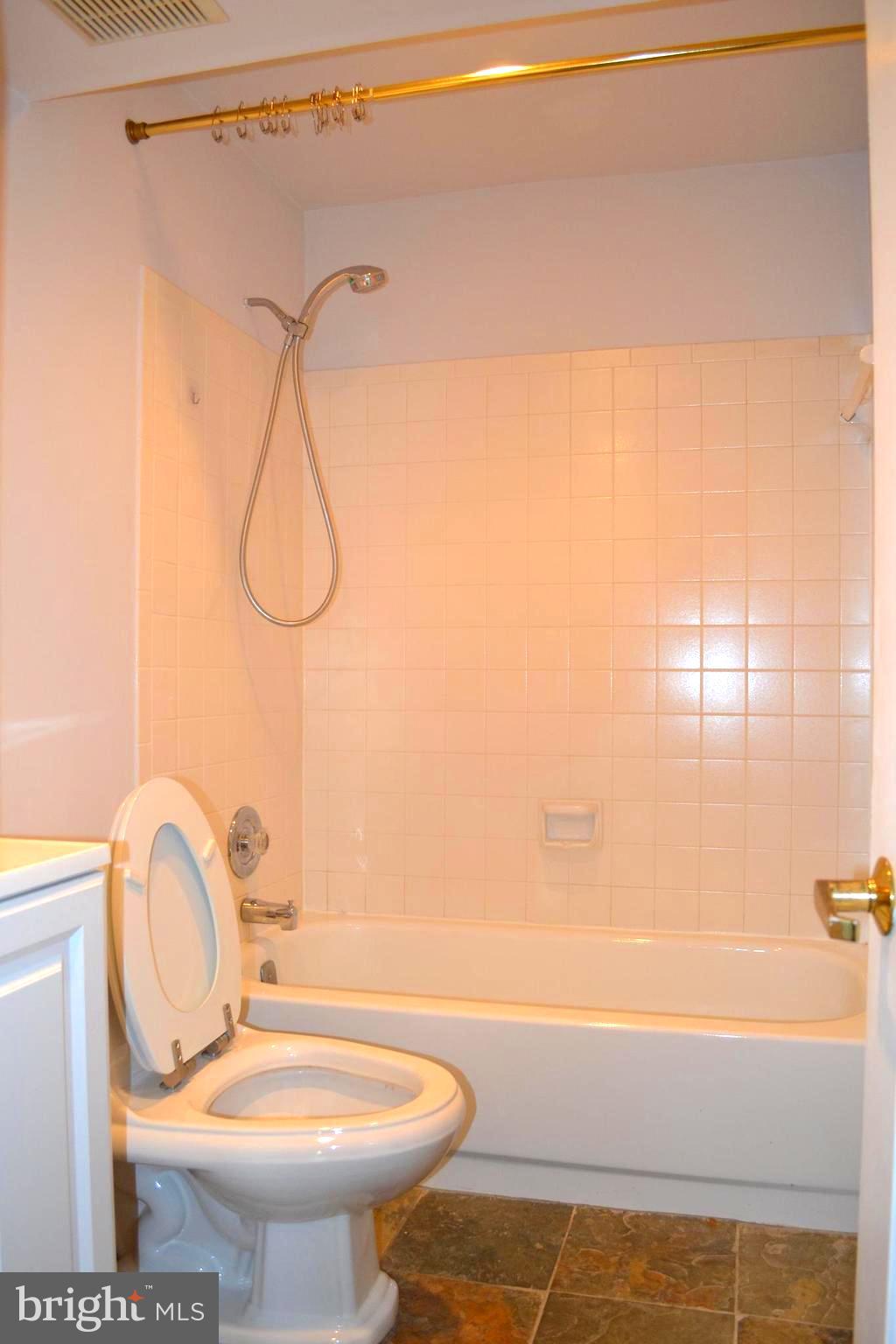 Real estate listing preview #36