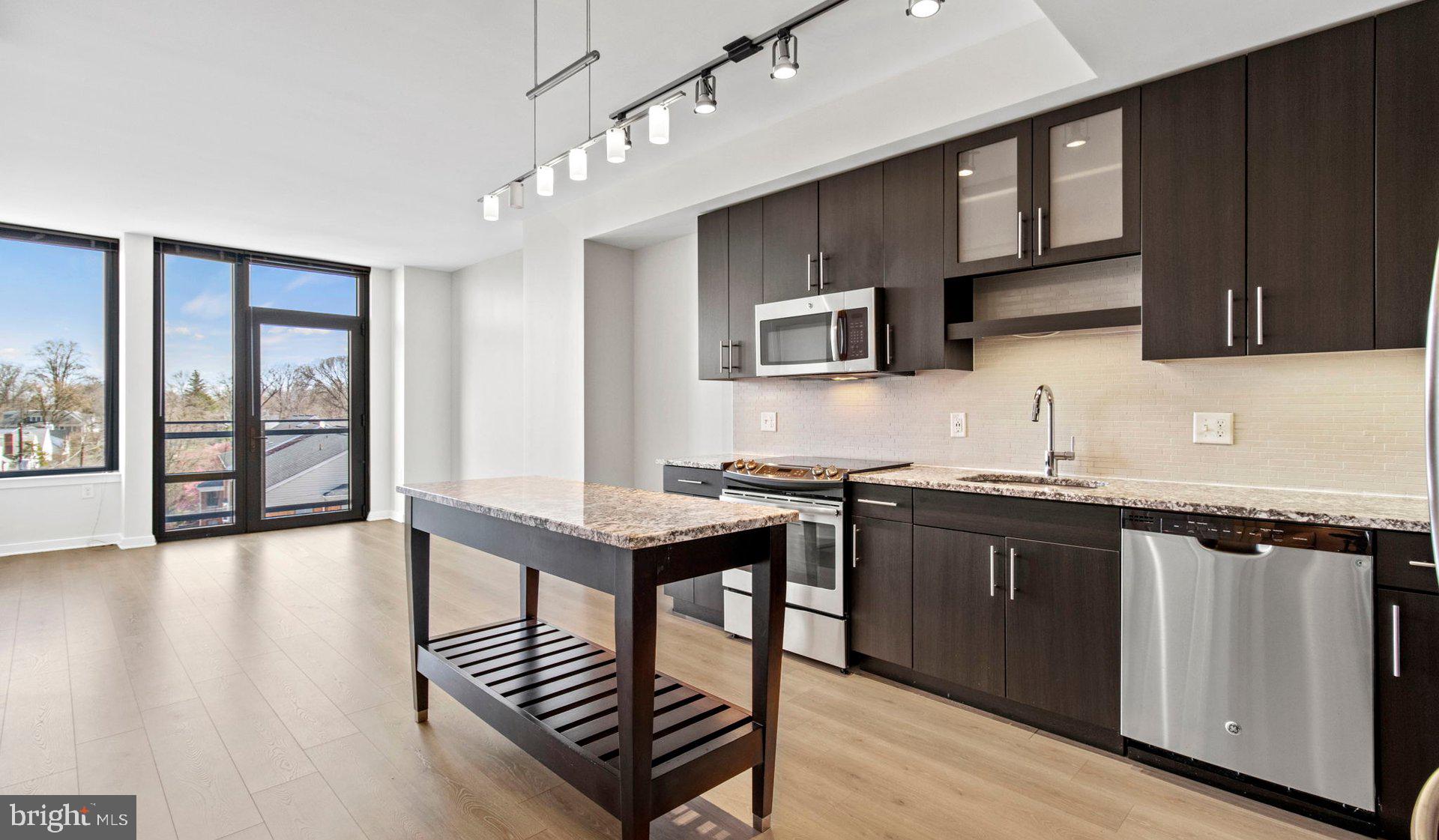 Real estate listing preview #56