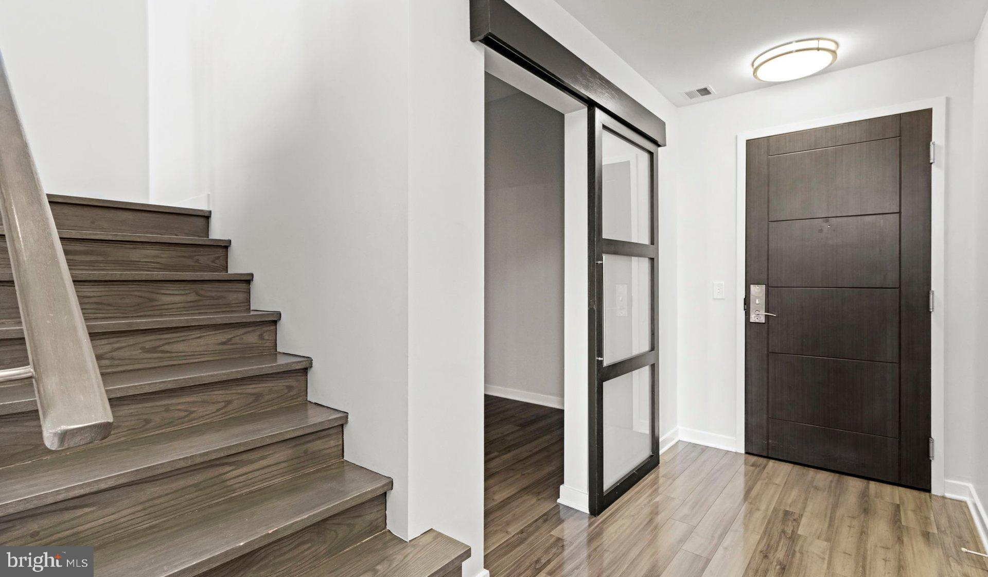 Real estate listing preview #124