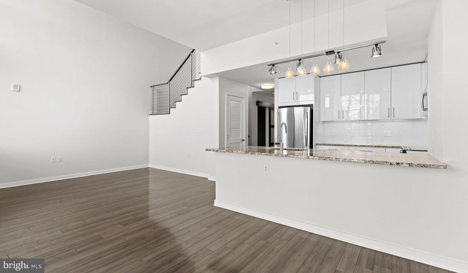 Real estate listing preview #127