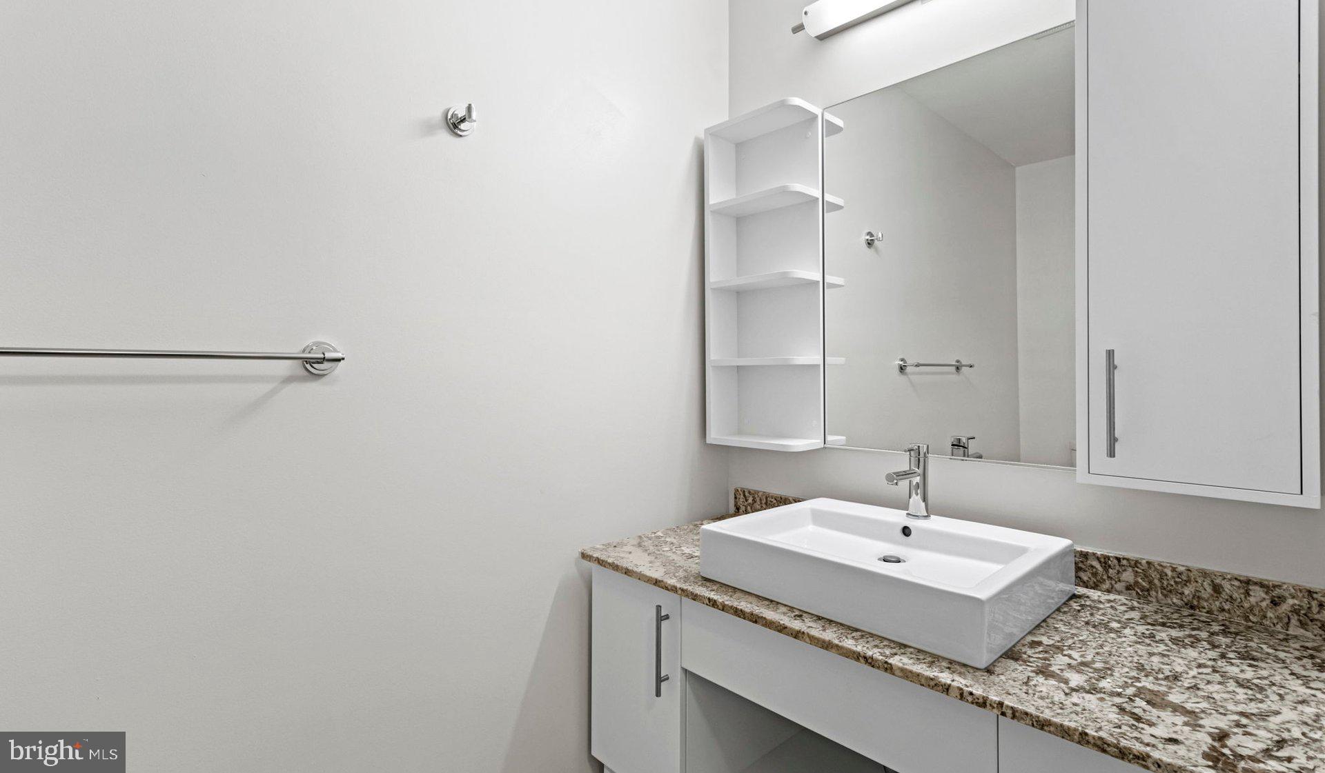 Real estate listing preview #139