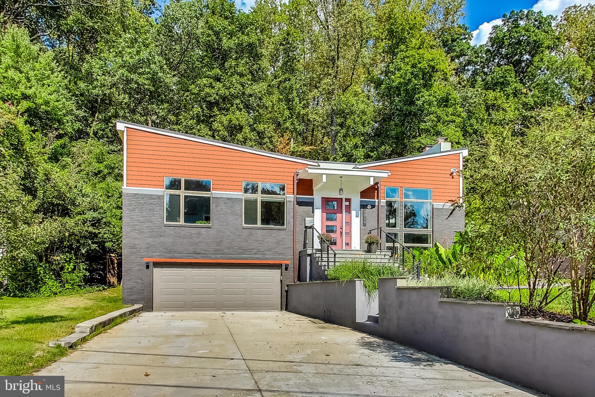 Real estate listing preview #3