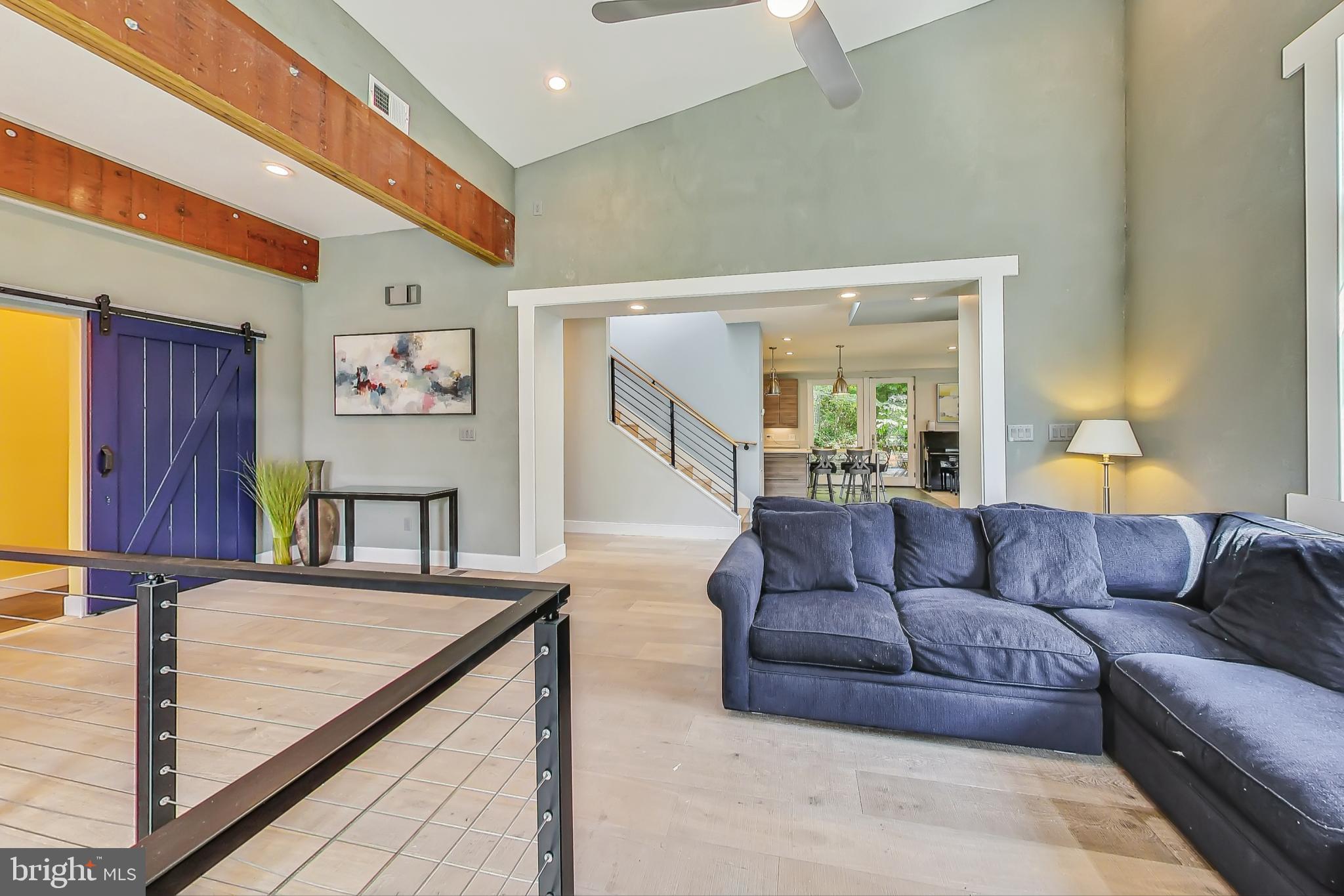 Real estate listing preview #8