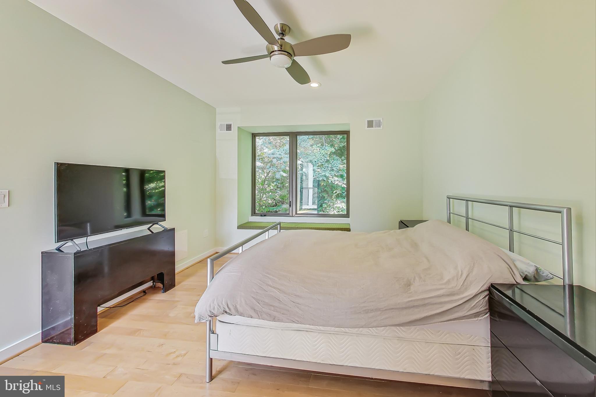 Real estate listing preview #40