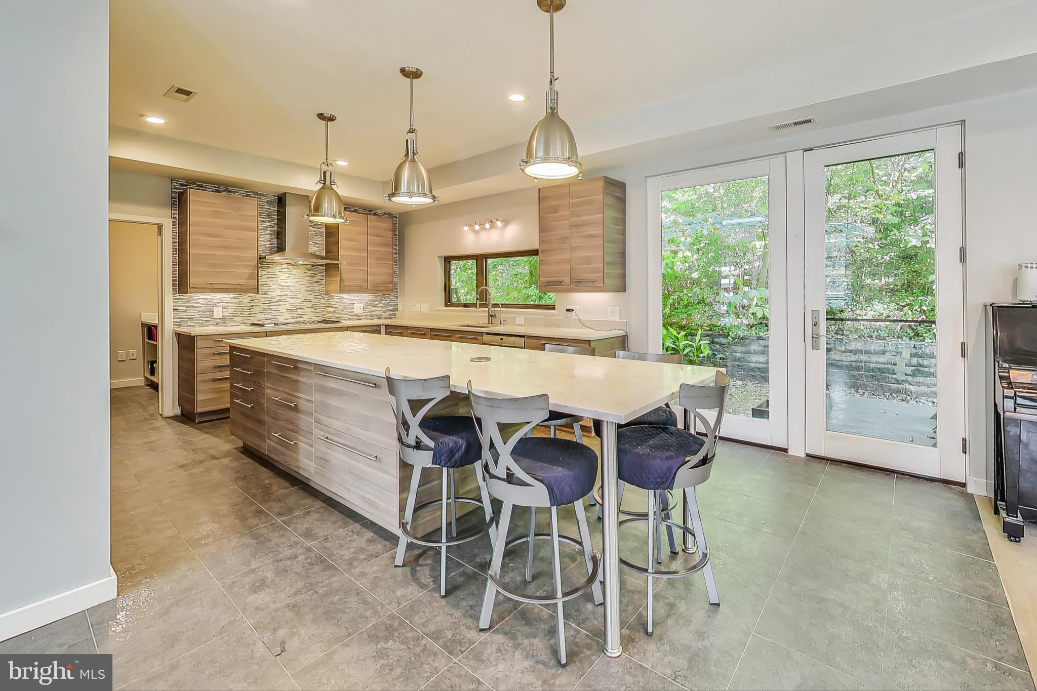 Real estate listing preview #10