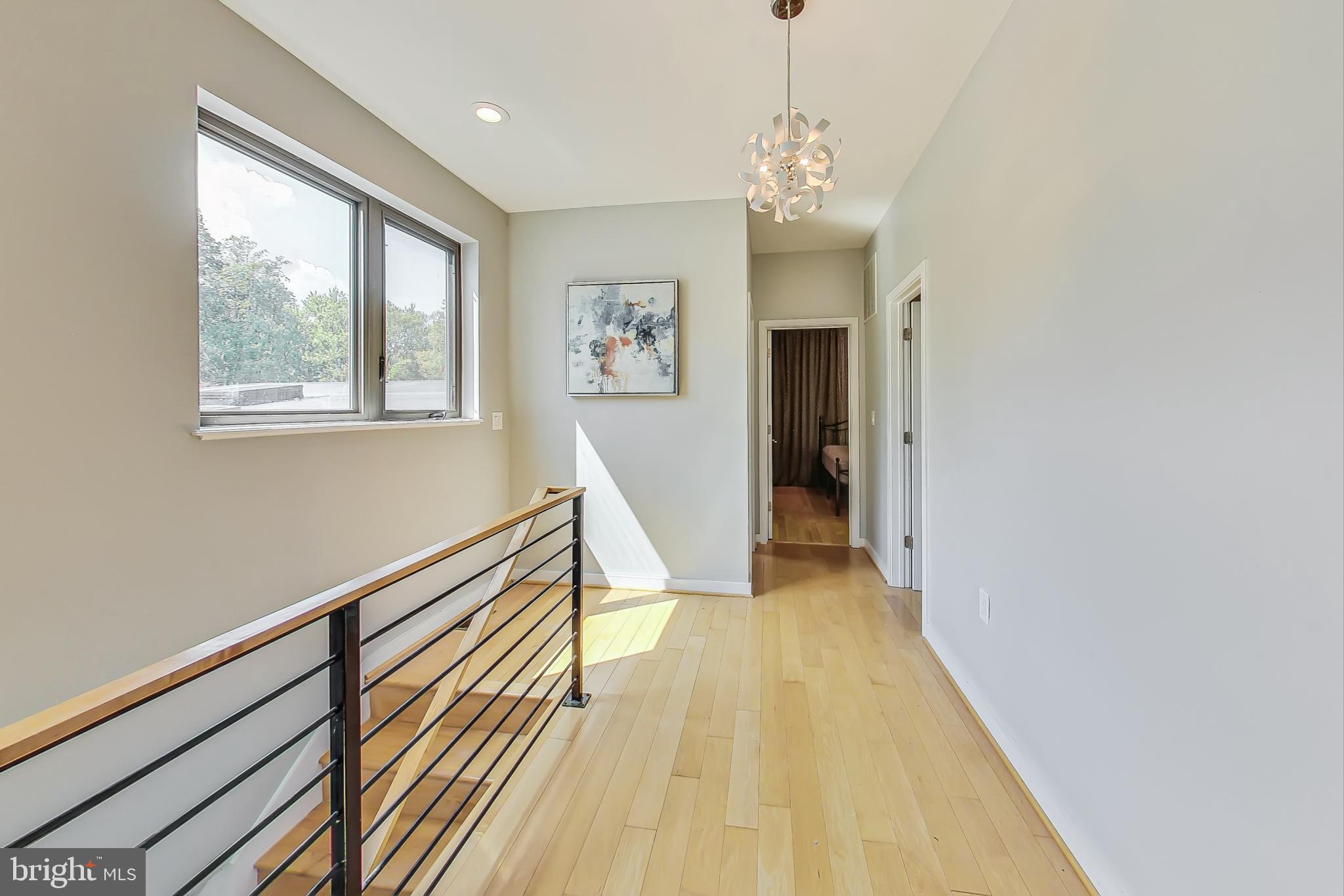 Real estate listing preview #35